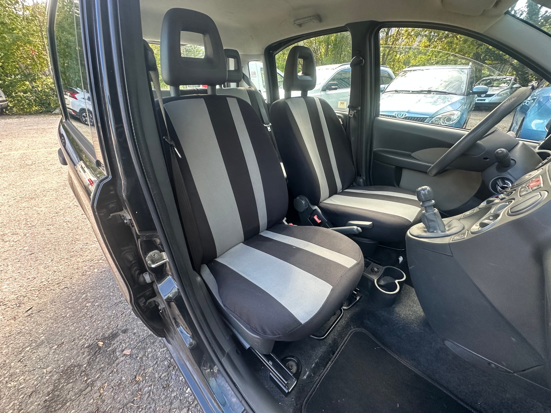 FIAT Panda 1.2 Dynamic plus-image-8