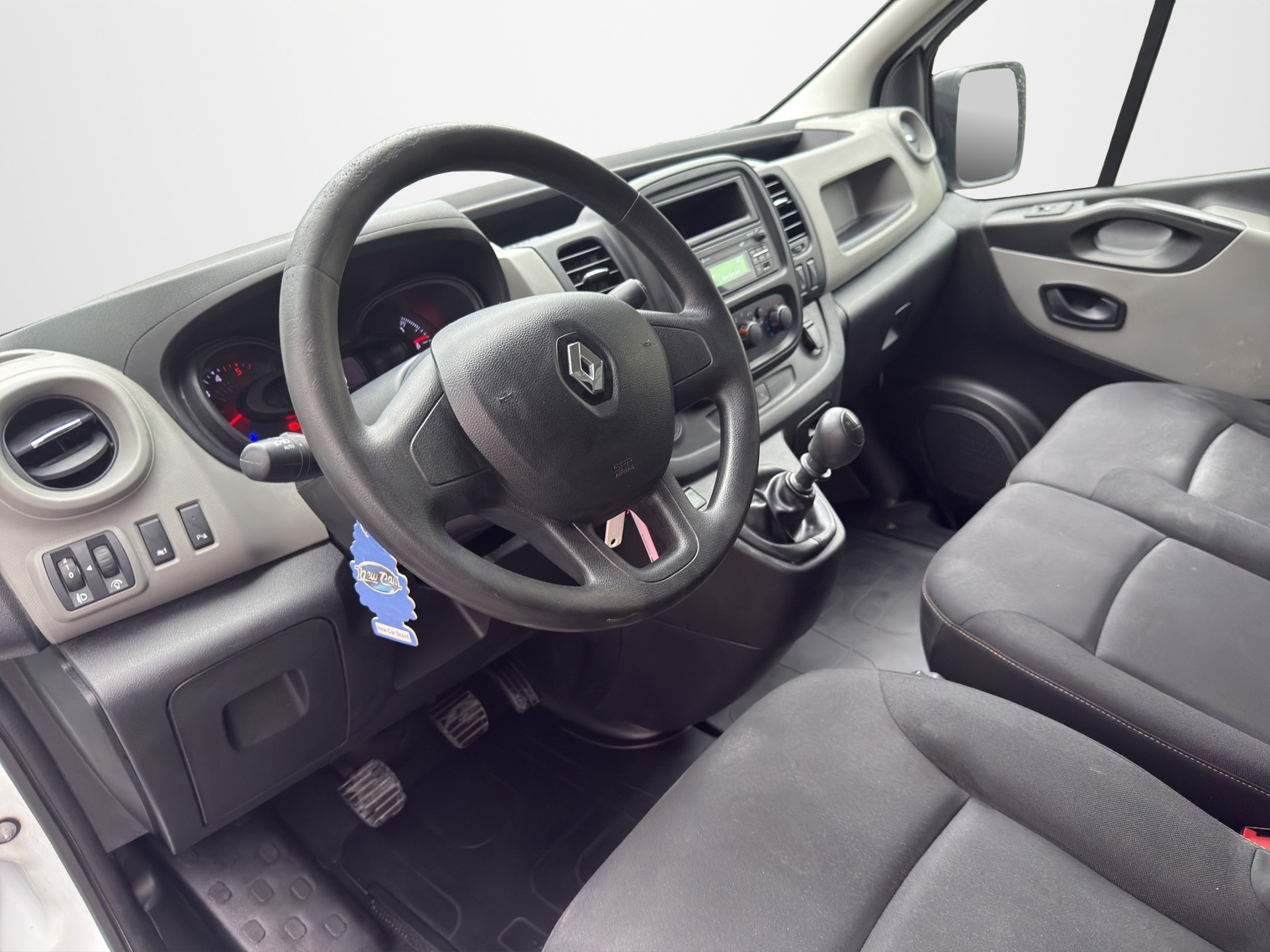 RENAULT Trafic 1.6 ENERGY TwinT. dCi145 2.9t Business L1H1-image-9