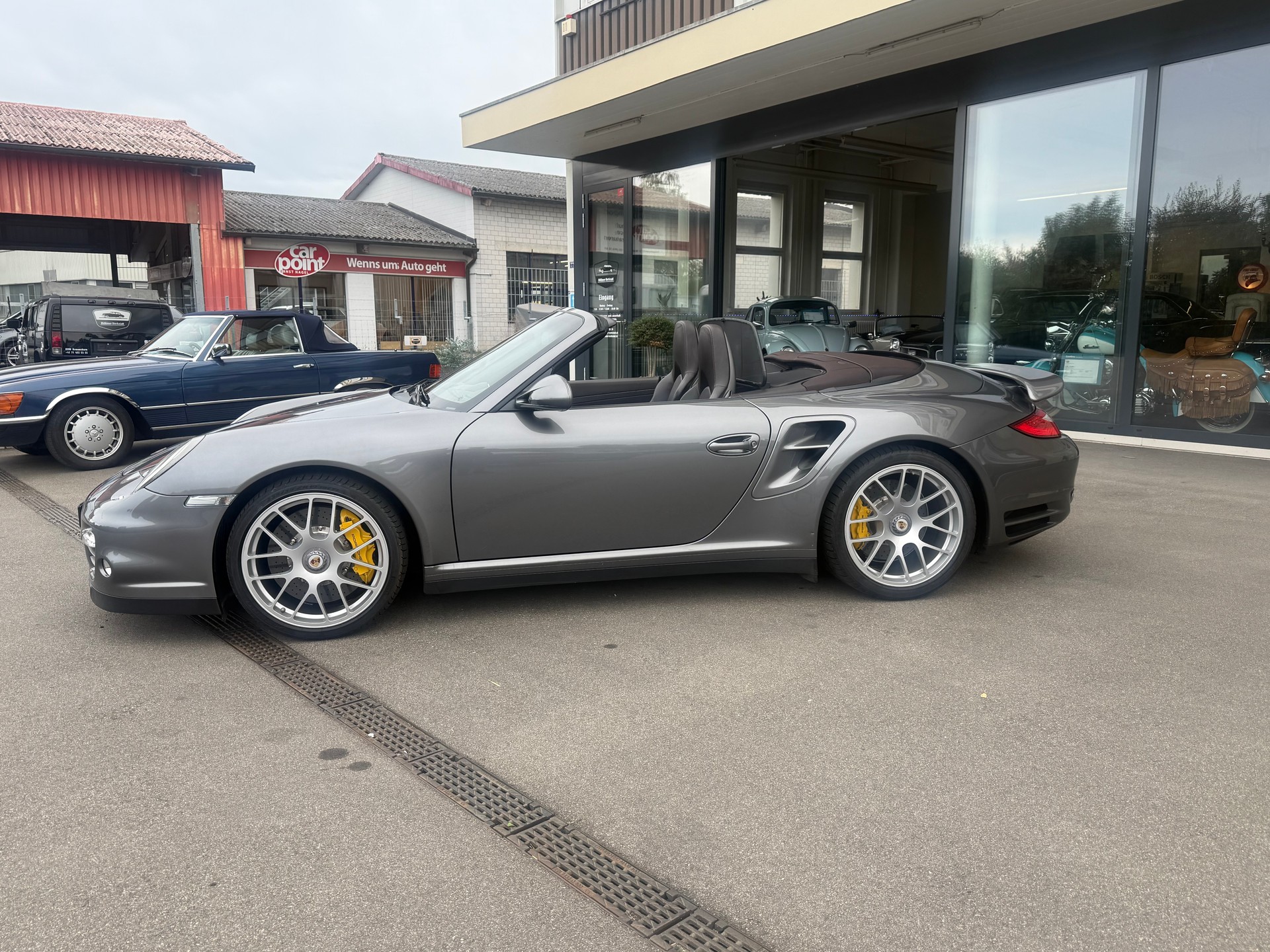 PORSCHE 911 Cabrio Turbo S PDK-image-1