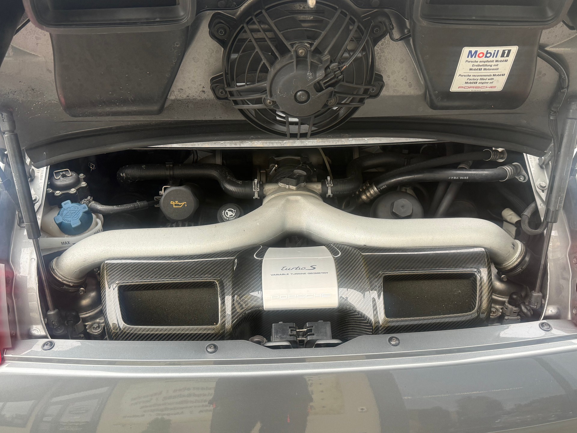 PORSCHE 911 Cabrio Turbo S PDK-image-15
