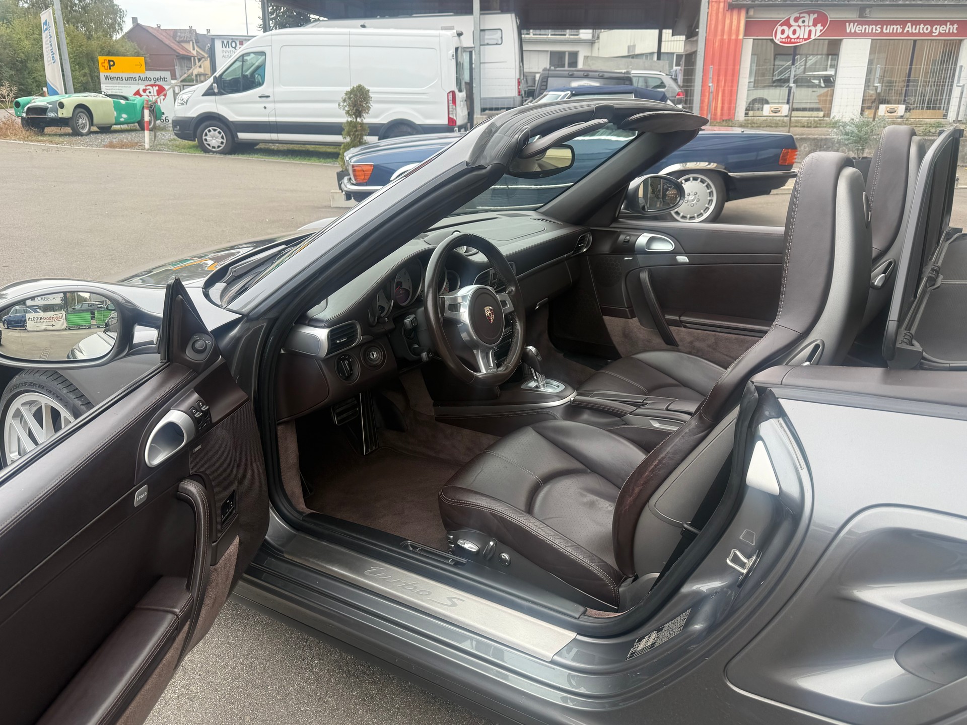 PORSCHE 911 Cabrio Turbo S PDK-image-7