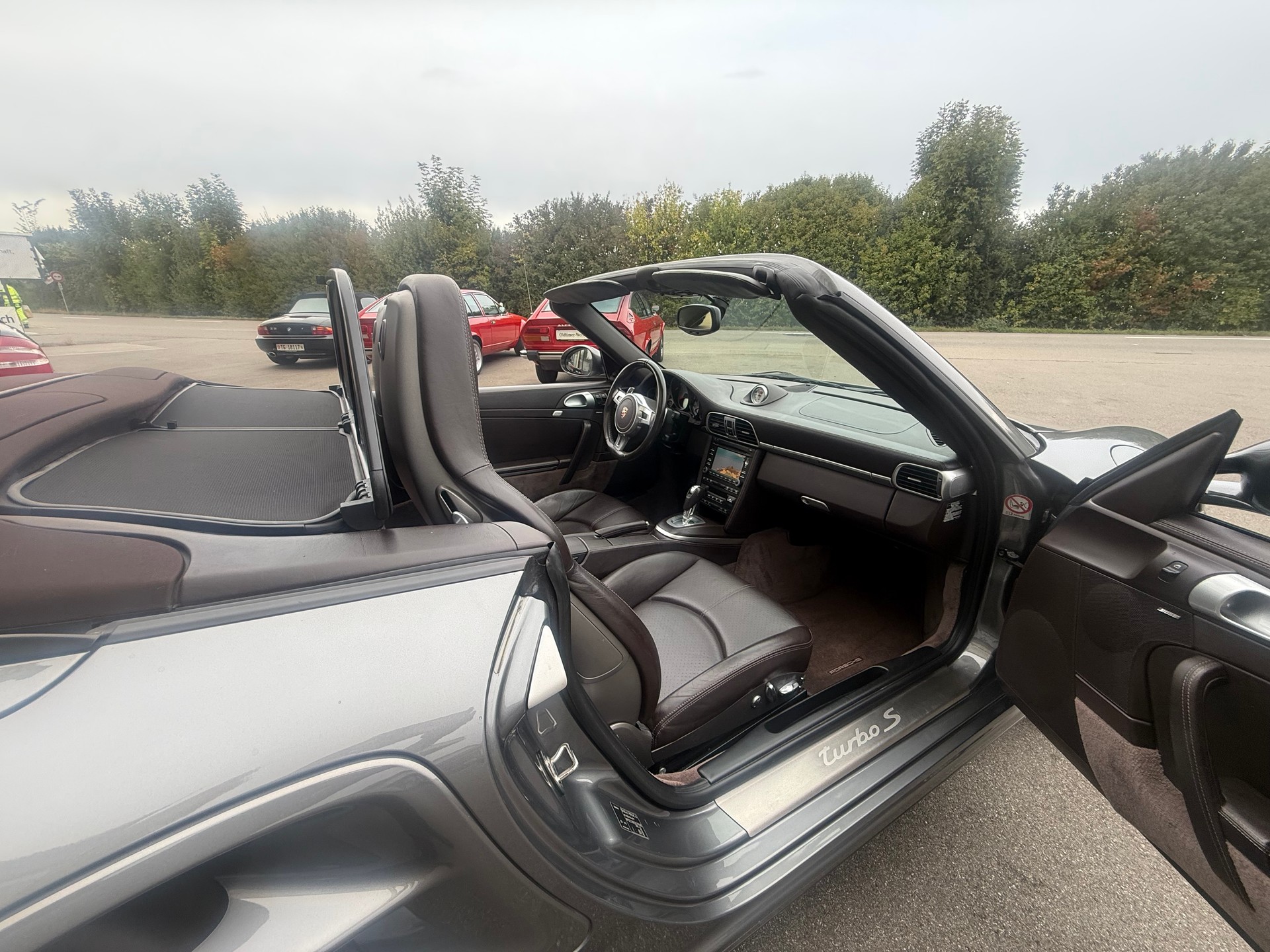 PORSCHE 911 Cabrio Turbo S PDK-image-11