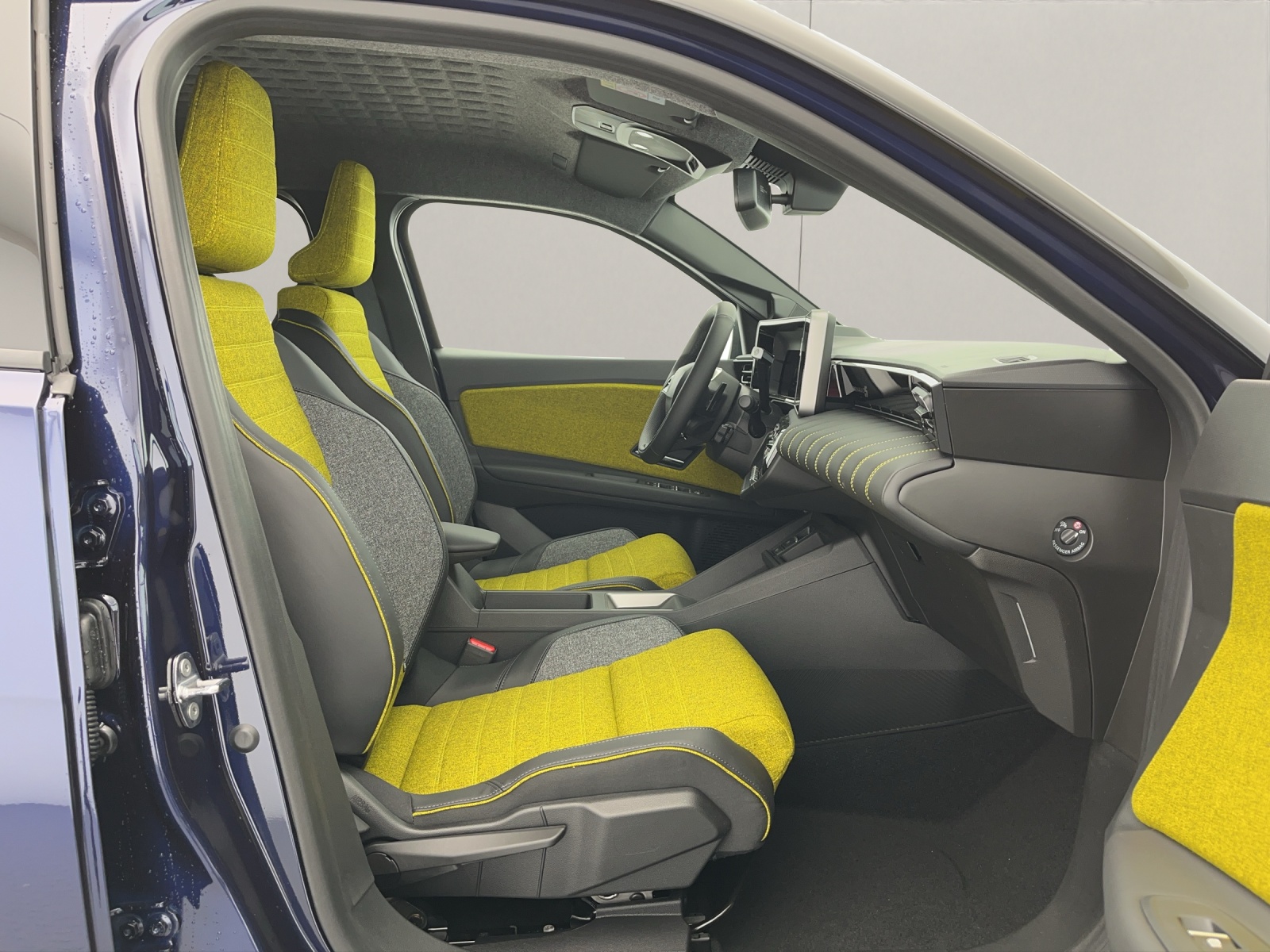 RENAULT R5 E-Tech Comfort Range iconic five-image-15