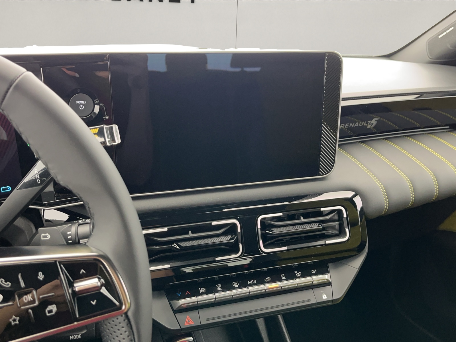 RENAULT R5 E-Tech Comfort Range iconic five-image-11