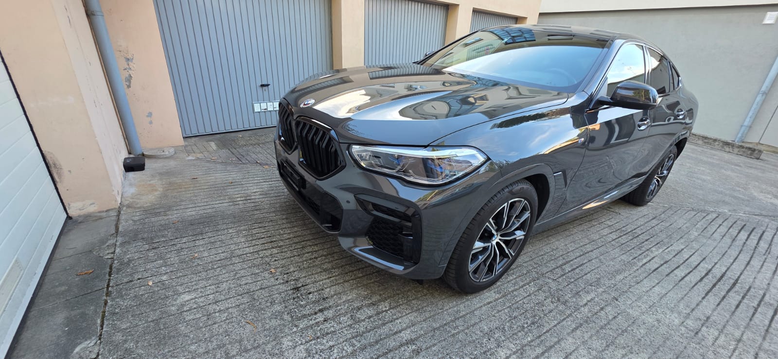 BMW 40i xDrive-image-5