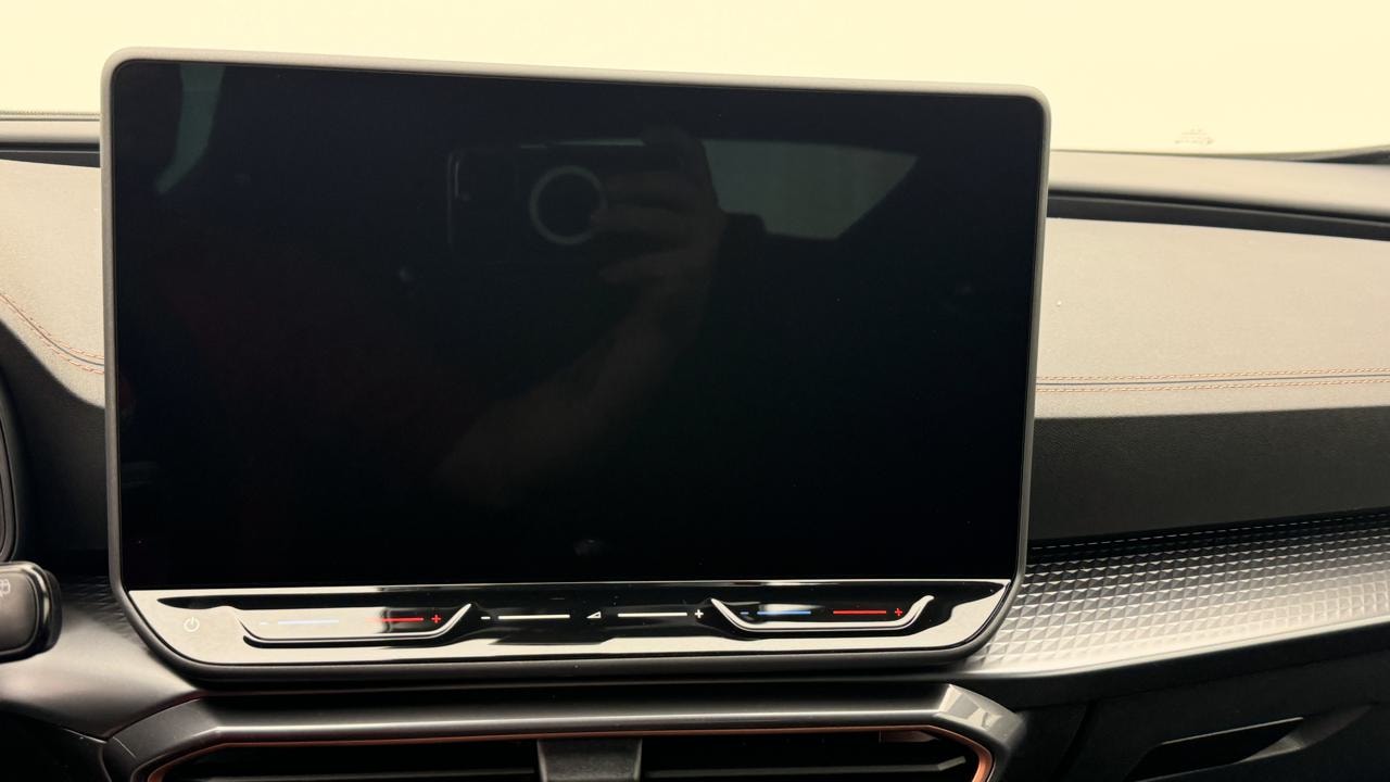 CUPRA Formentor 1.5 e-HYBRID pHEV VZ Black Edition-image-7