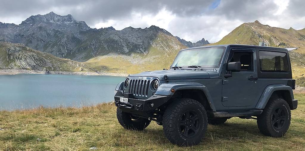 JEEP 2.8 CRD Sahara X-image-0
