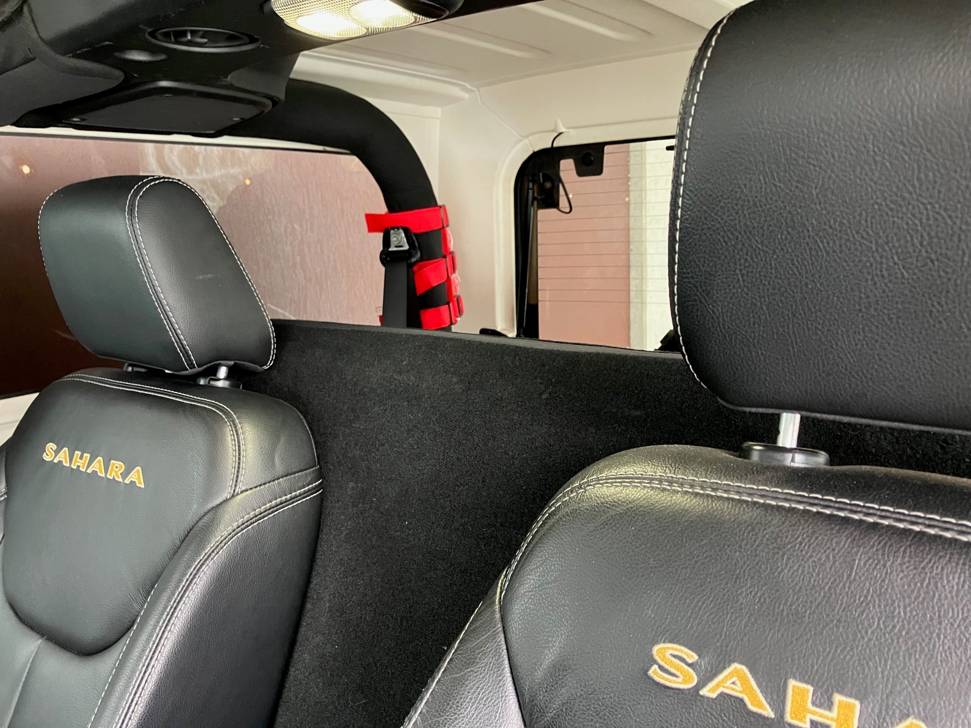 JEEP 2.8 CRD Sahara X-image-15