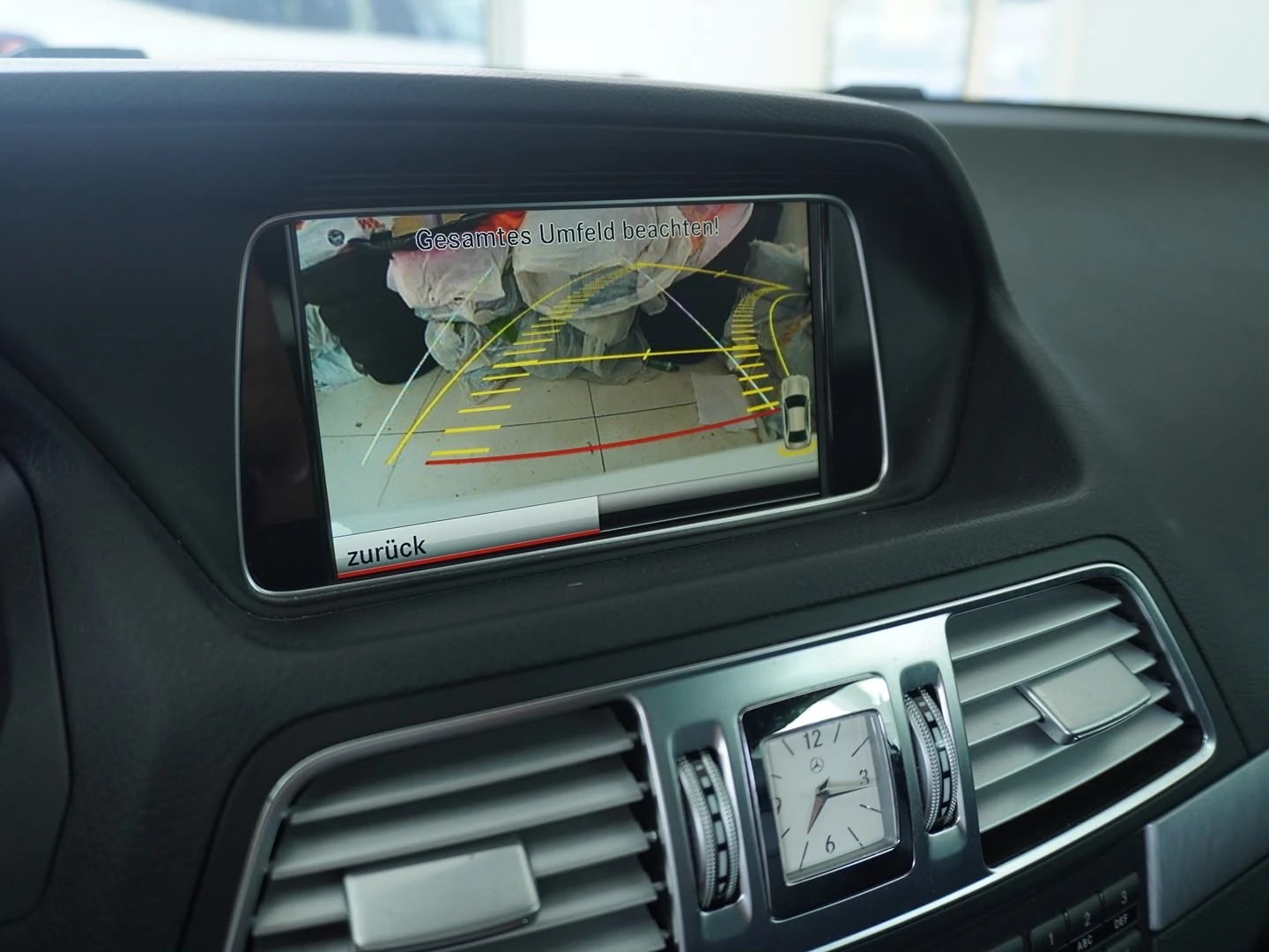 MERCEDES-BENZ E 300 7G-Tronic-image-7