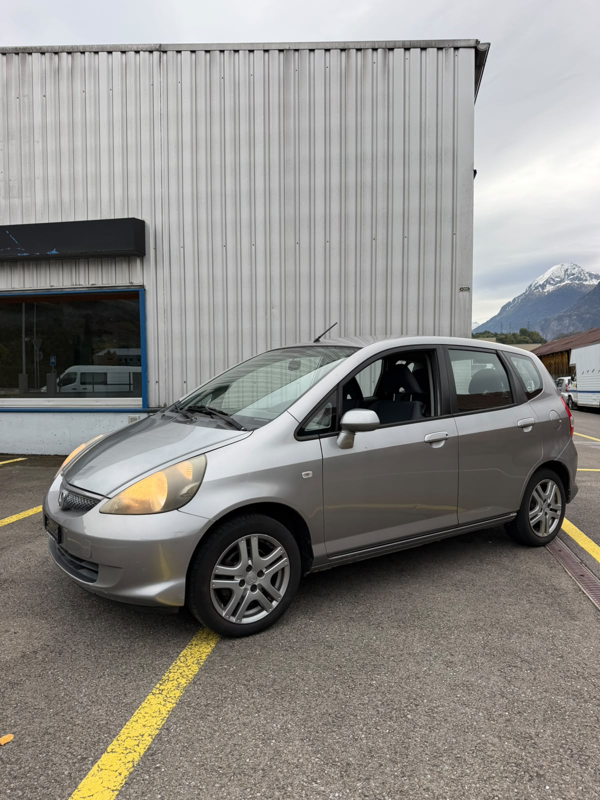 Car photo