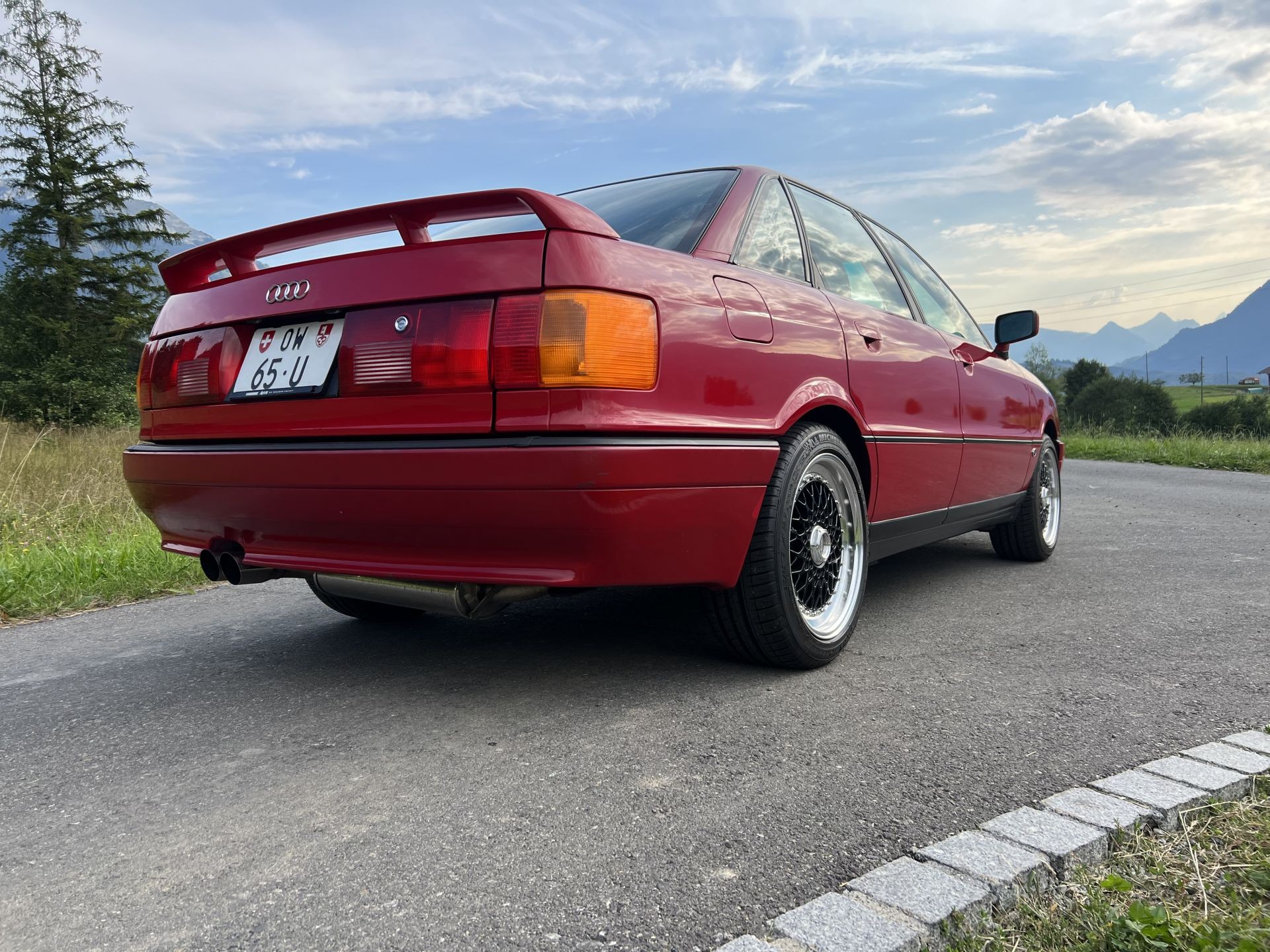 AUDI 90 2.3 E quattro Sport Avus Performance-image-6