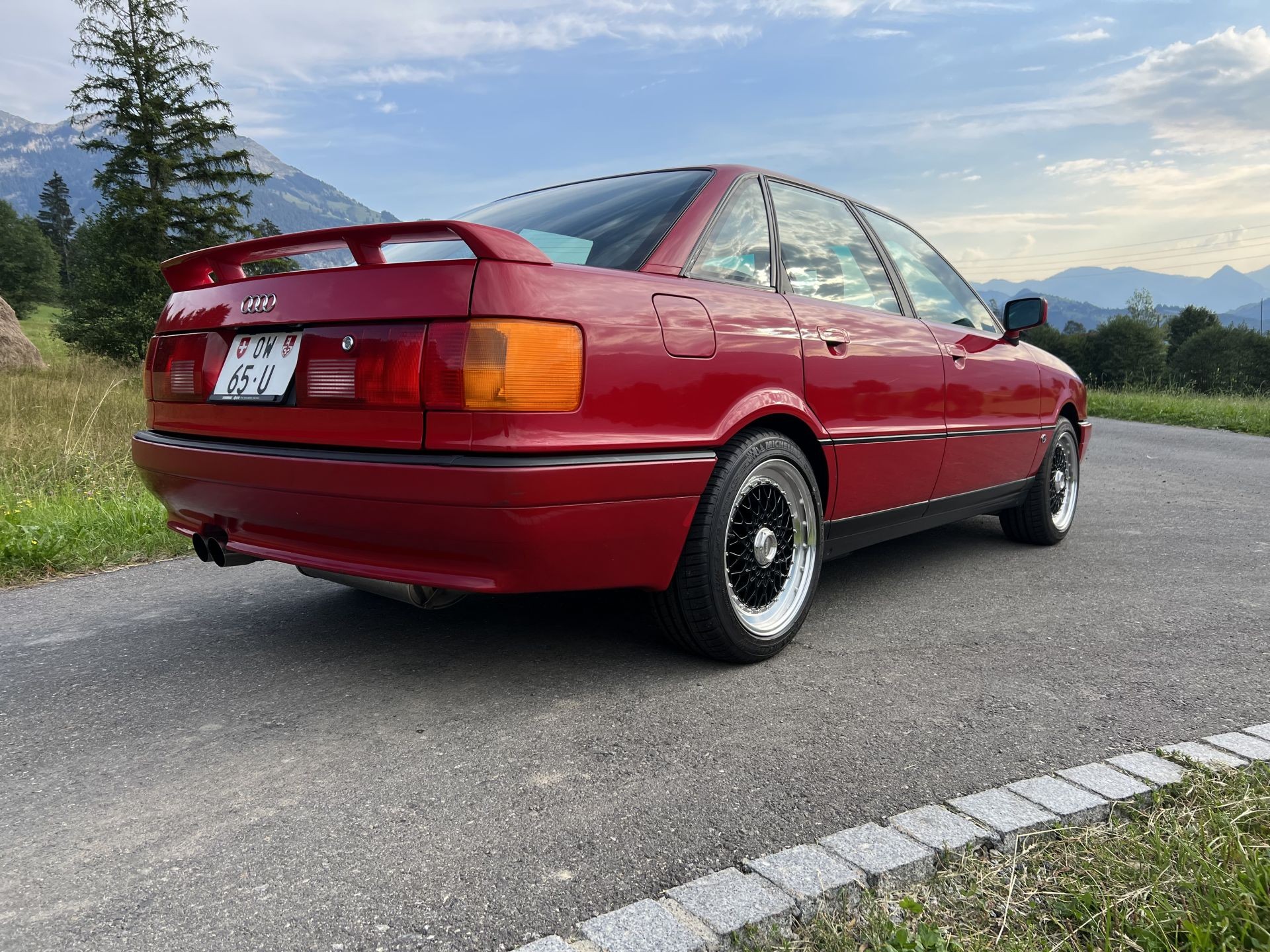 AUDI 90 2.3 E quattro Sport Avus Performance-image-4