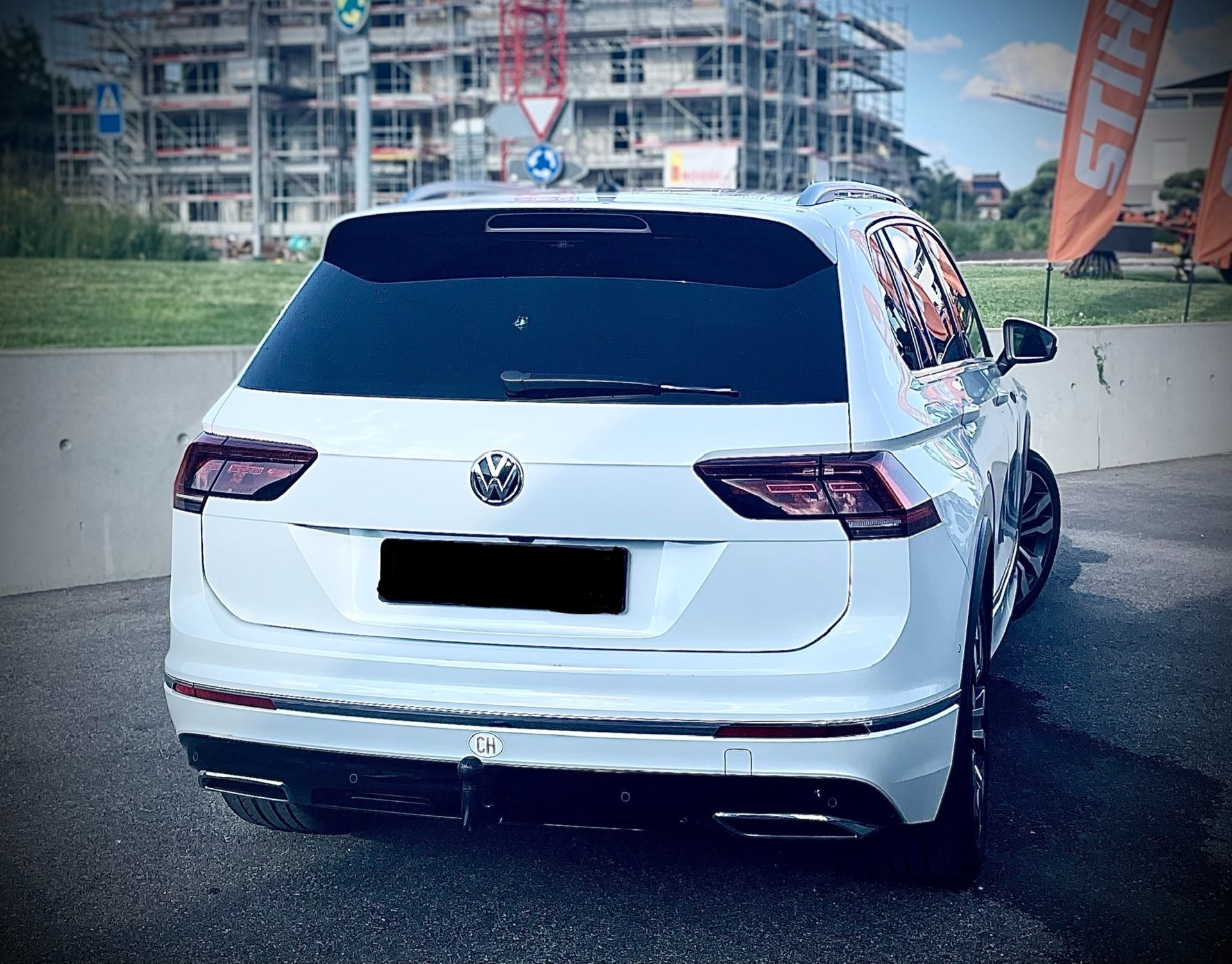 VW Tiguan 2.0 TDI SCR Highline 4Motion DSG-image-11