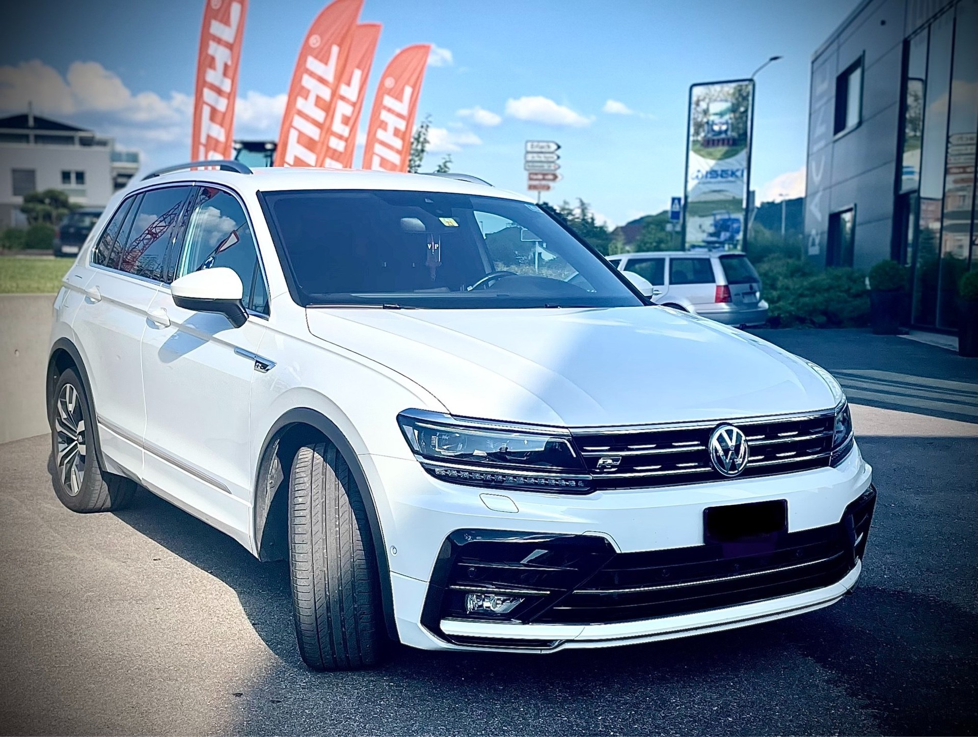 VW Tiguan 2.0 TDI SCR Highline 4Motion DSG-image-16