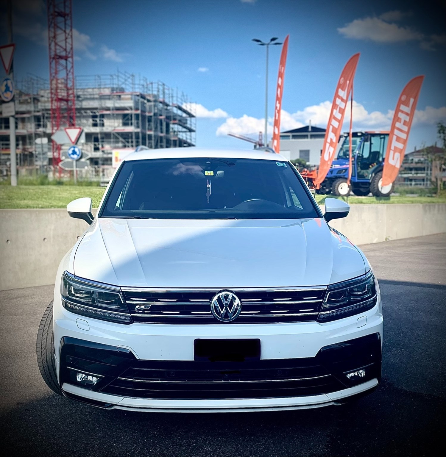 VW Tiguan 2.0 TDI SCR Highline 4Motion DSG-image-9