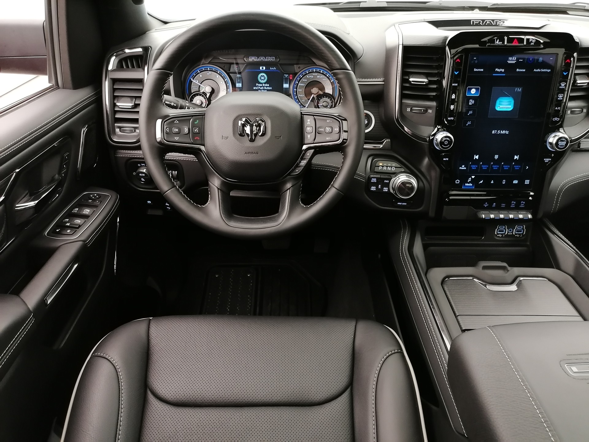 DODGE Ram 1500 5.7 V8 Limited Crew Cab-image-10