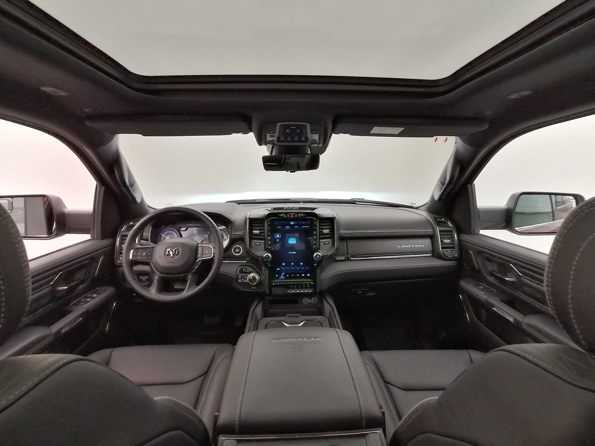 DODGE Ram 1500 5.7 V8 Limited Crew Cab-image-9
