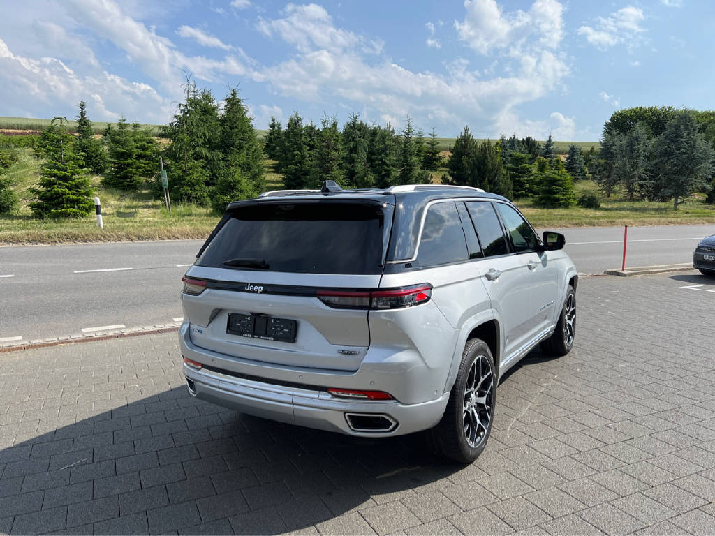 JEEP Grand Cherokee 2.0 Turbo Summit Reserve 4xe-image-2