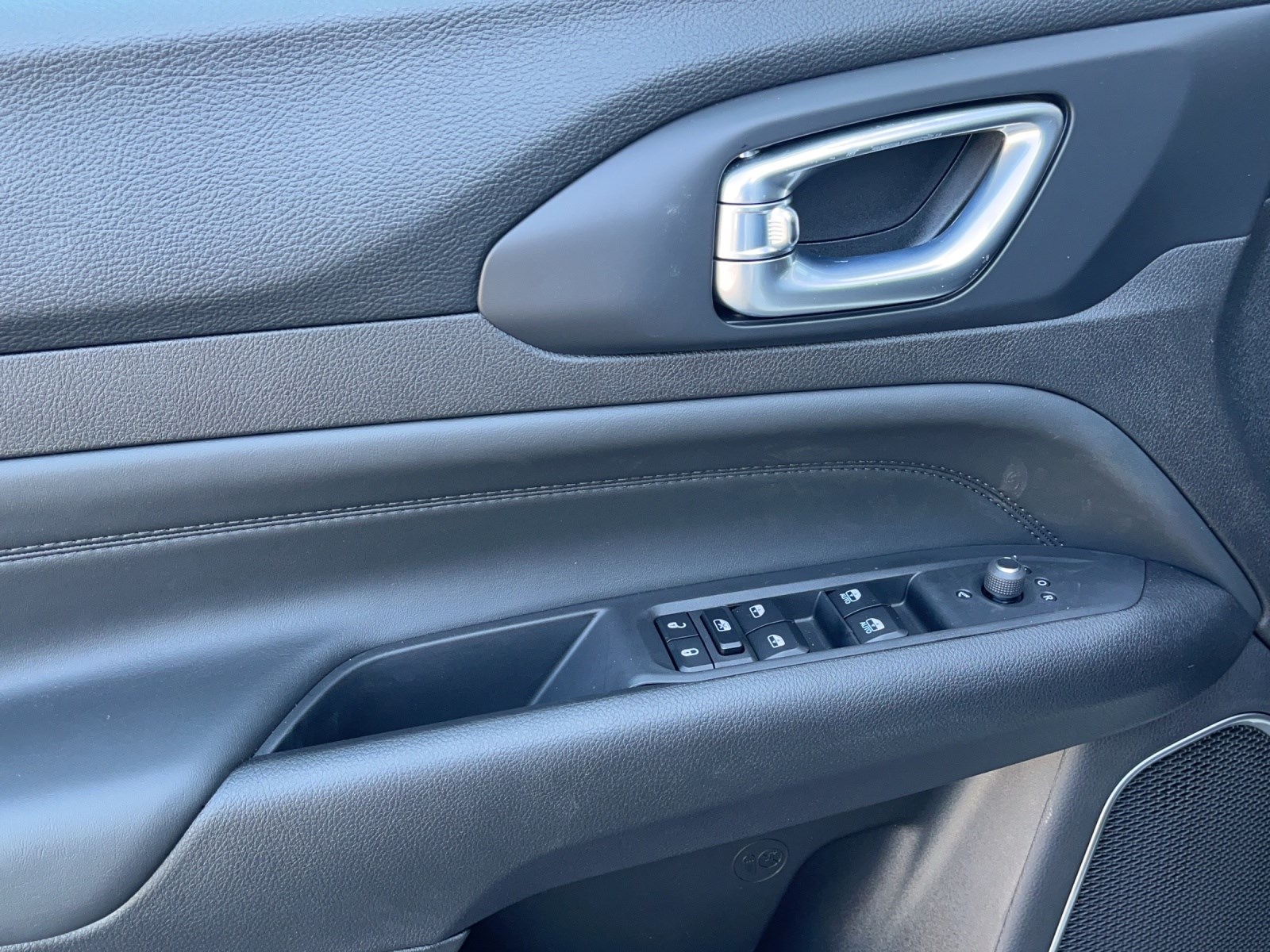 JEEP Compass 1.3 T PHEV Swiss Limited Plus Sky AWD-image-7