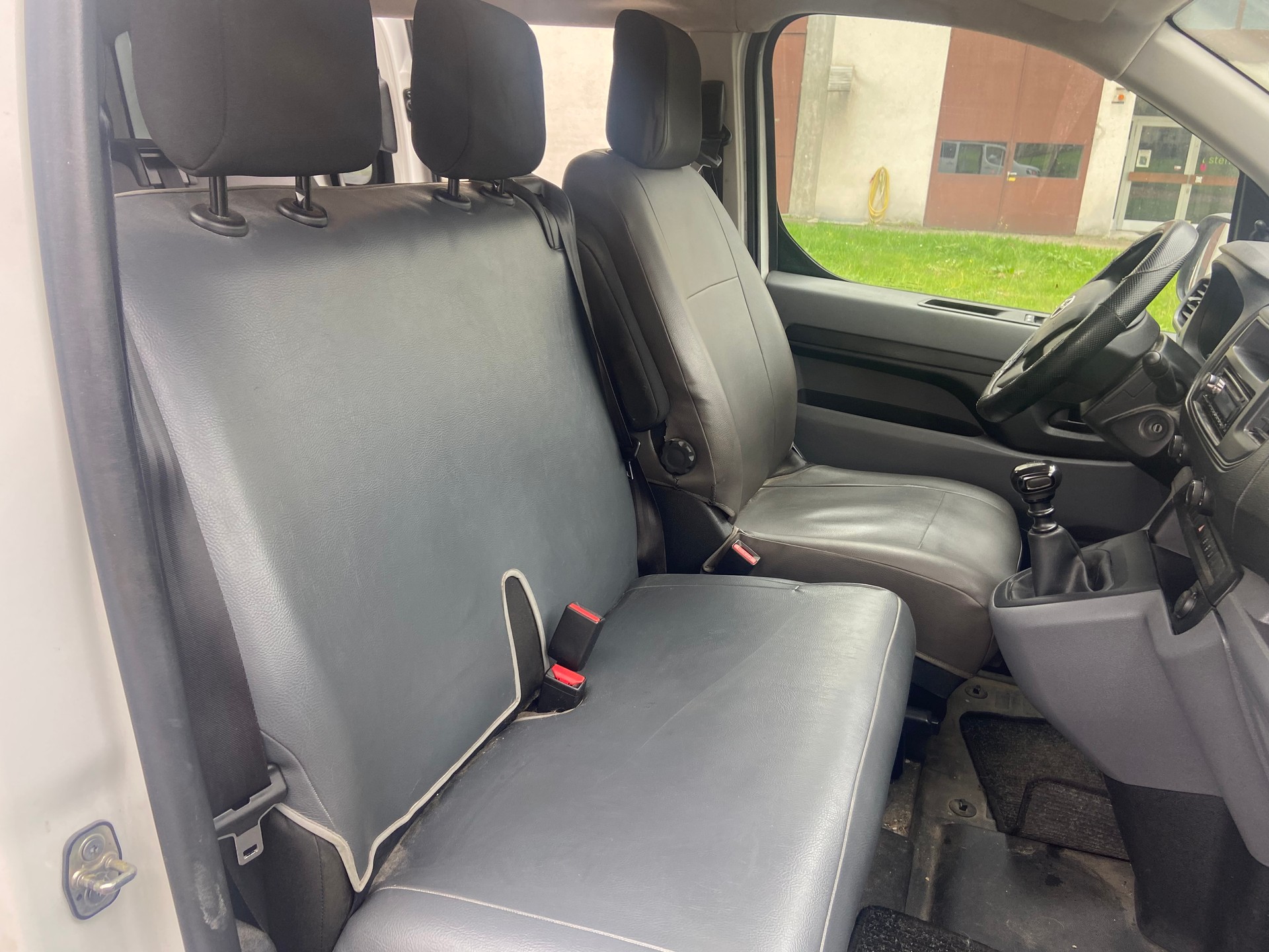 TOYOTA Proace 1.6D Combi L0-image-10