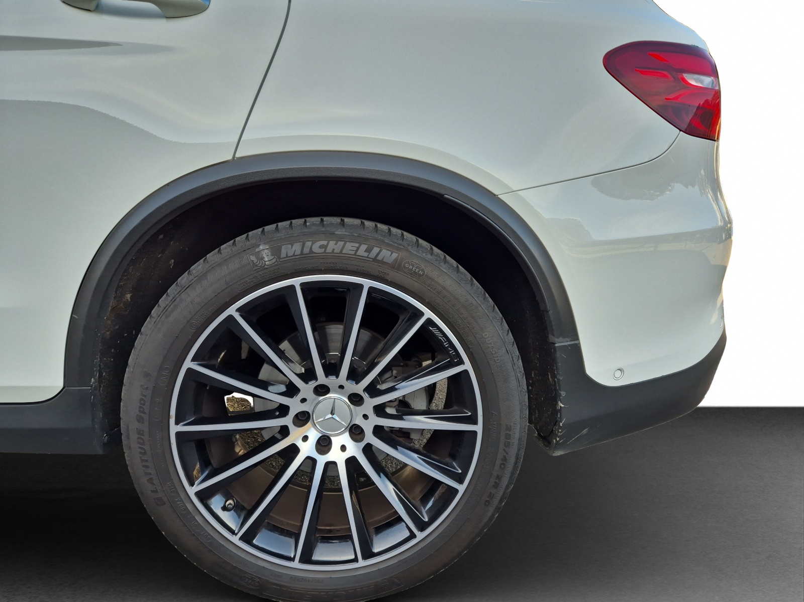 MERCEDES-BENZ GLC 43 AMG 4Matic-image-22