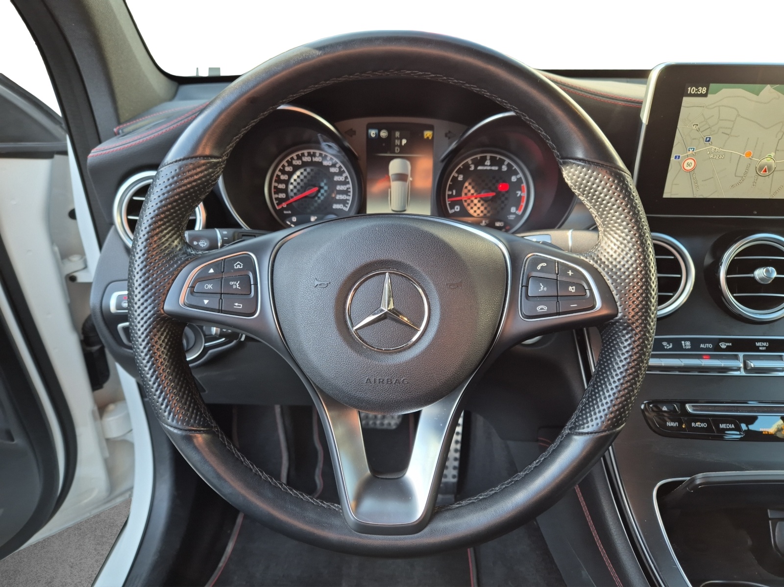 MERCEDES-BENZ GLC 43 AMG 4Matic-image-10