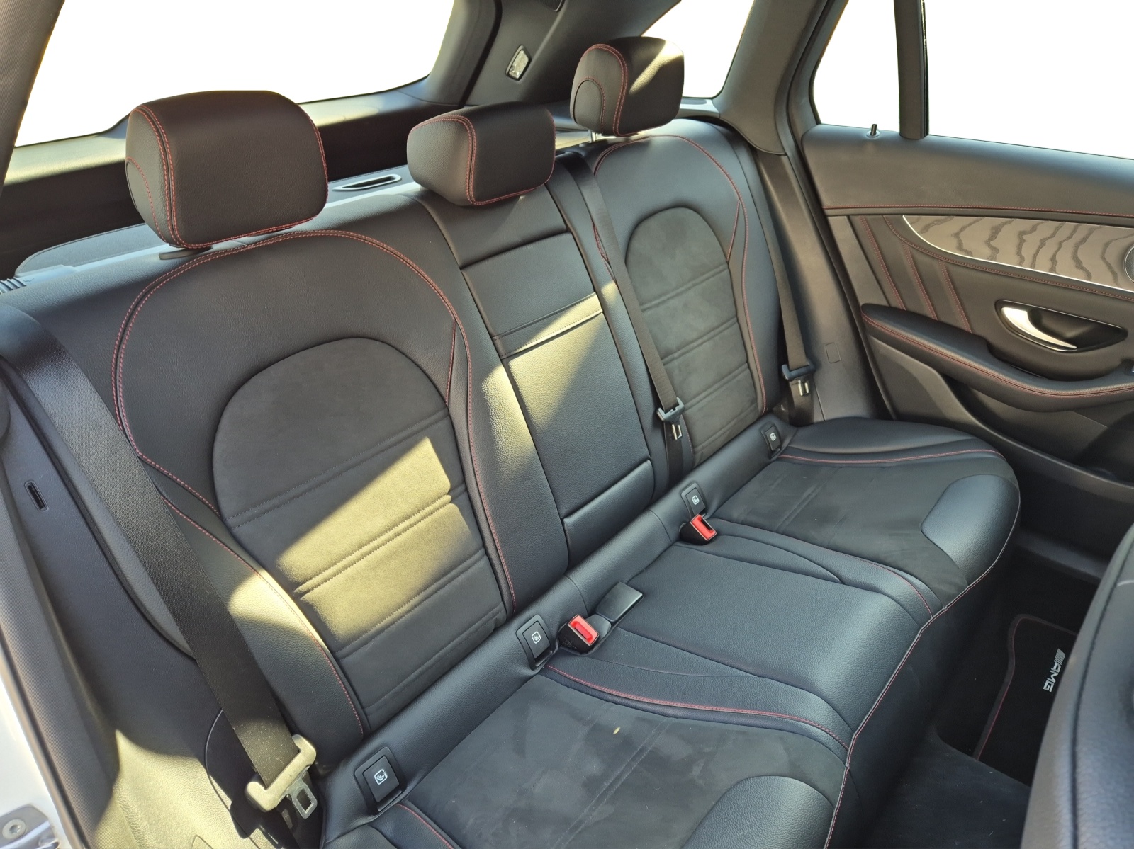 MERCEDES-BENZ GLC 43 AMG 4Matic-image-18