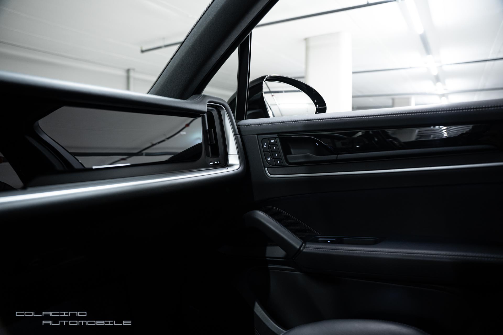 PORSCHE Cayenne S Tiptronic-image-29