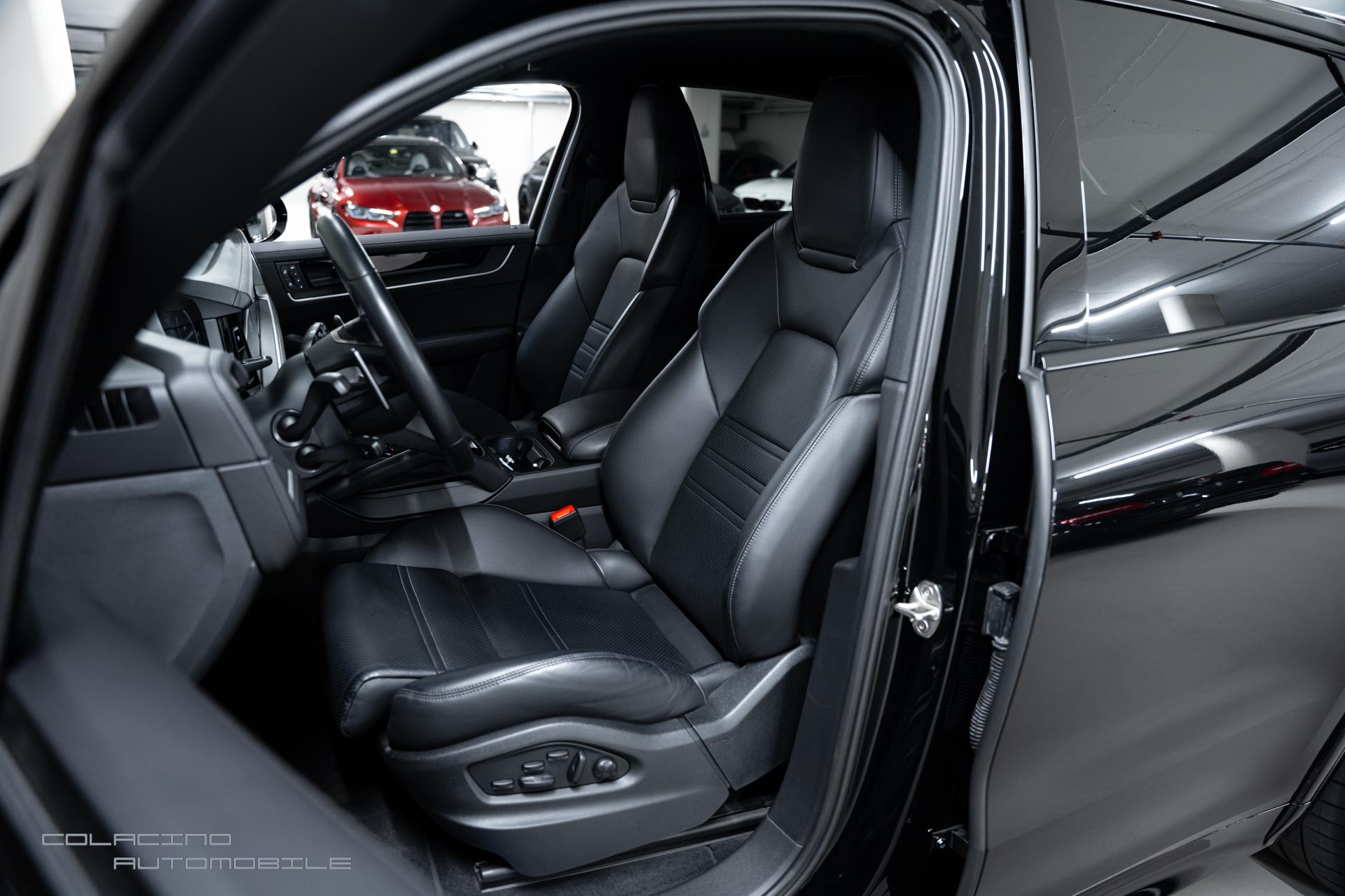 PORSCHE Cayenne S Tiptronic-image-14