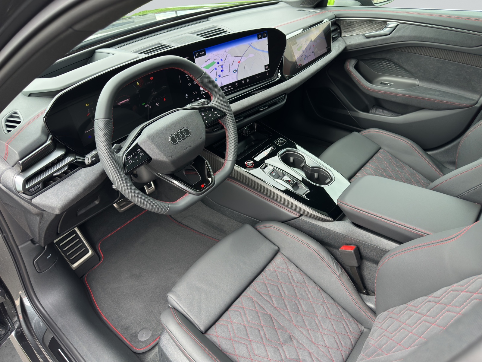 AUDI A6 Avant TFSI quattro 270 kW S tronic-image-4