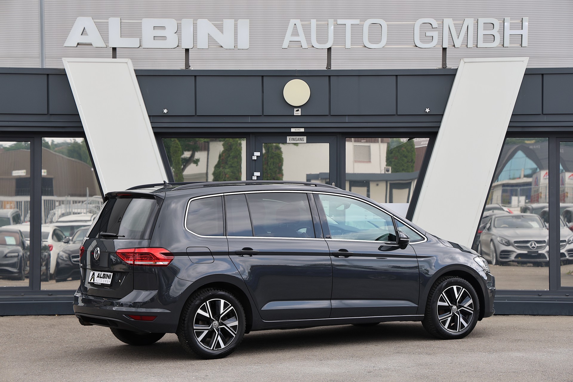 VW Touran 2.0 TDI BlueMotion Technology Comfortline DSG-image-3