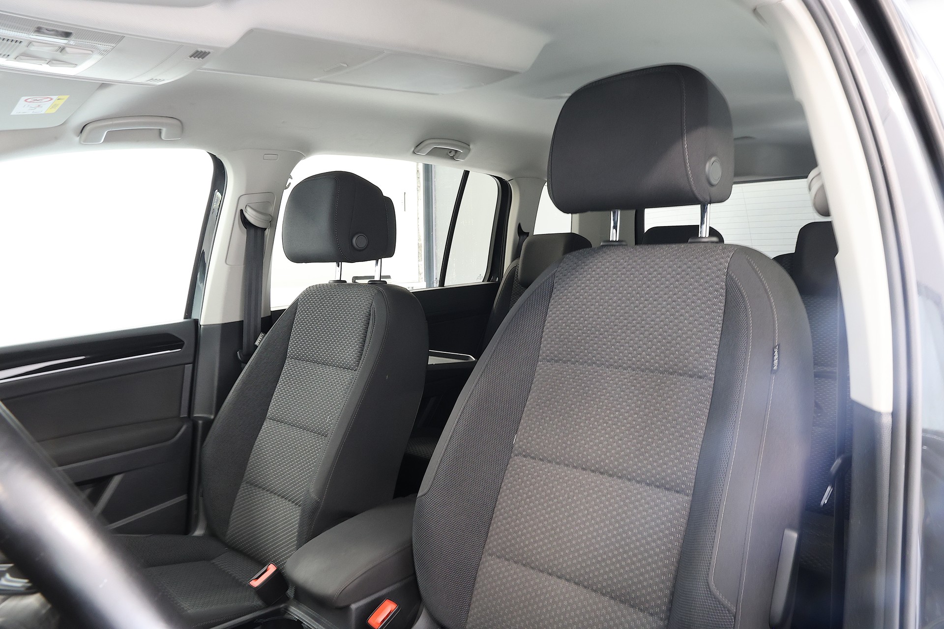VW Touran 2.0 TDI BlueMotion Technology Comfortline DSG-image-6