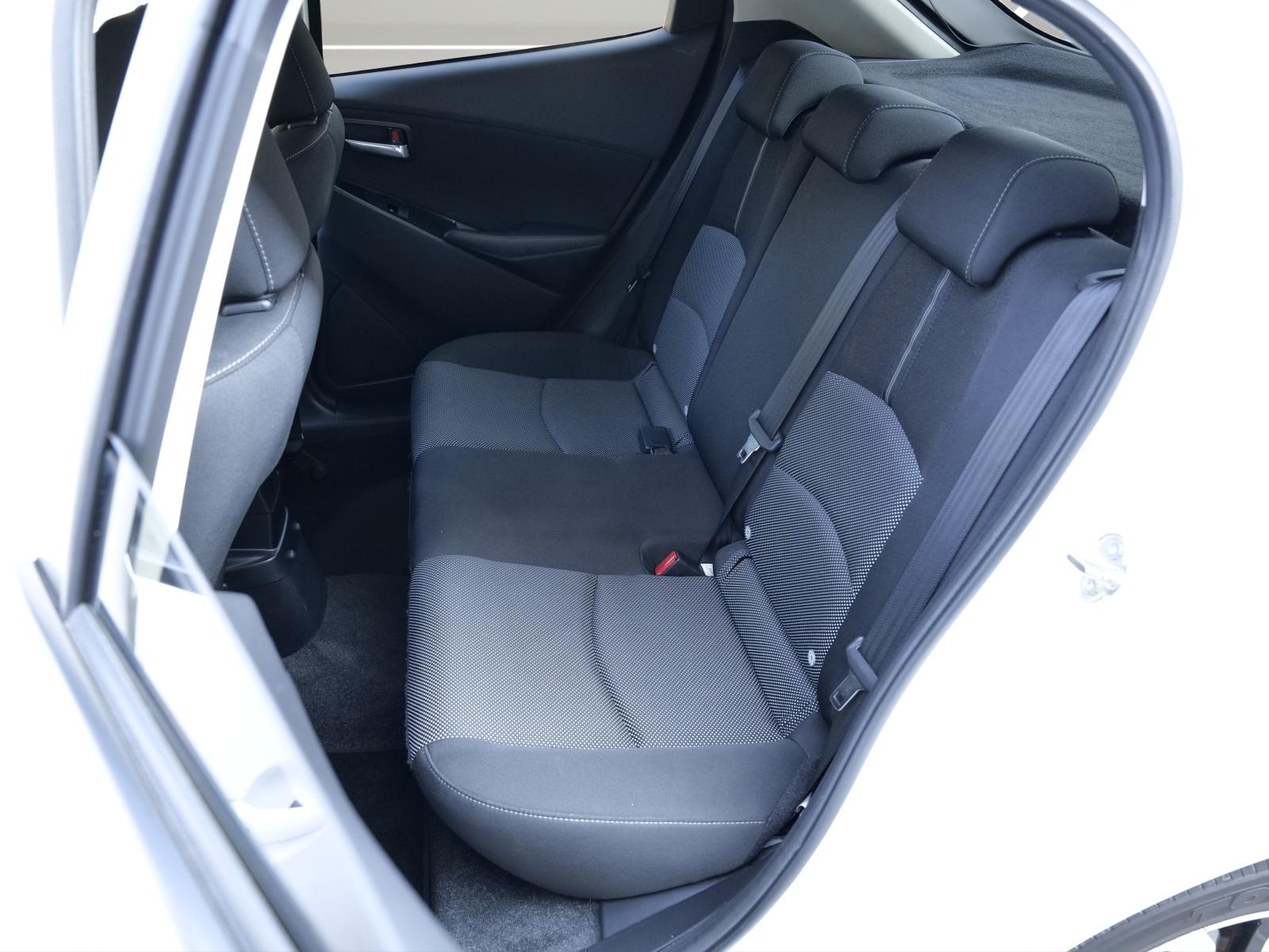 MAZDA 2 1.5 115 Revolution-image-10