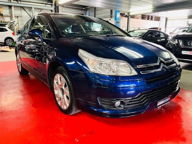 CITROEN C4 Coupé 1.6i 16V VTR-image-8