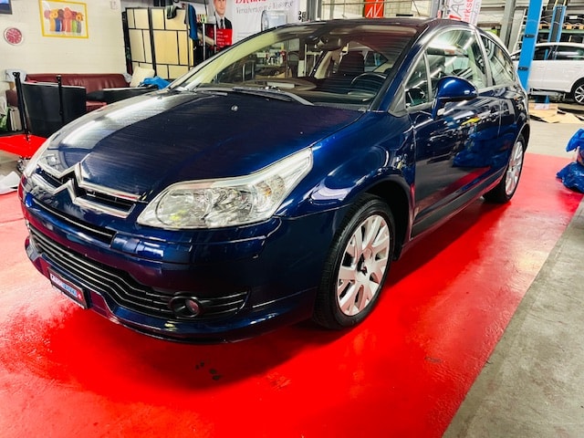 CITROEN C4 Coupé 1.6i 16V VTR-image-2