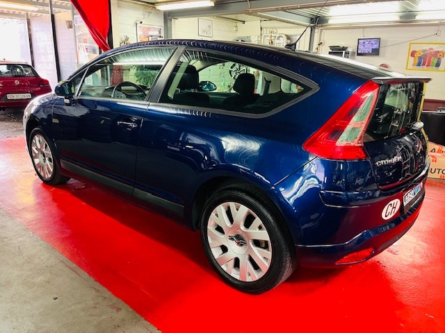 CITROEN C4 Coupé 1.6i 16V VTR-image-5