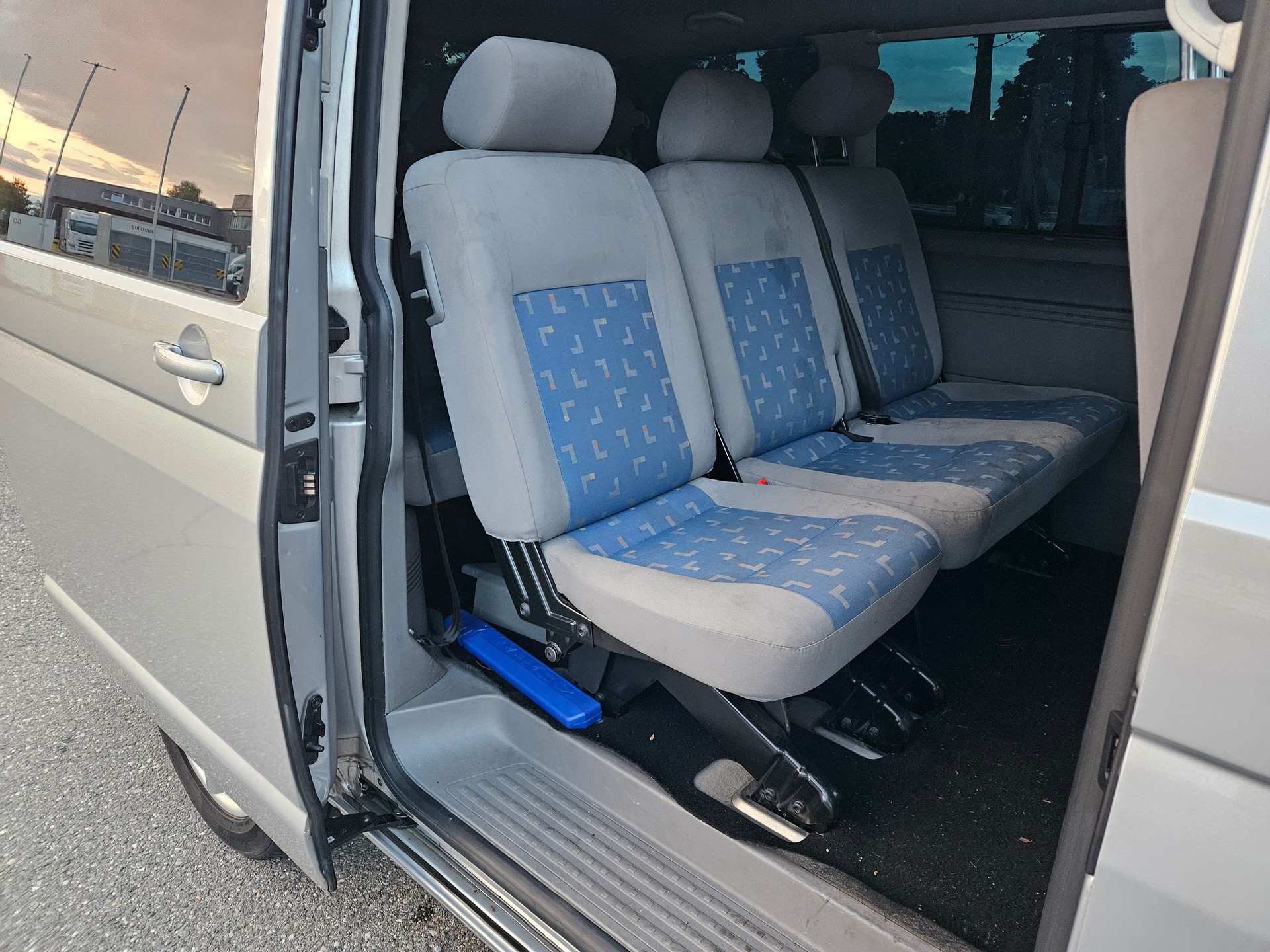 VW T5 Caravelle Comfort 2.5 TDI PD-image-7