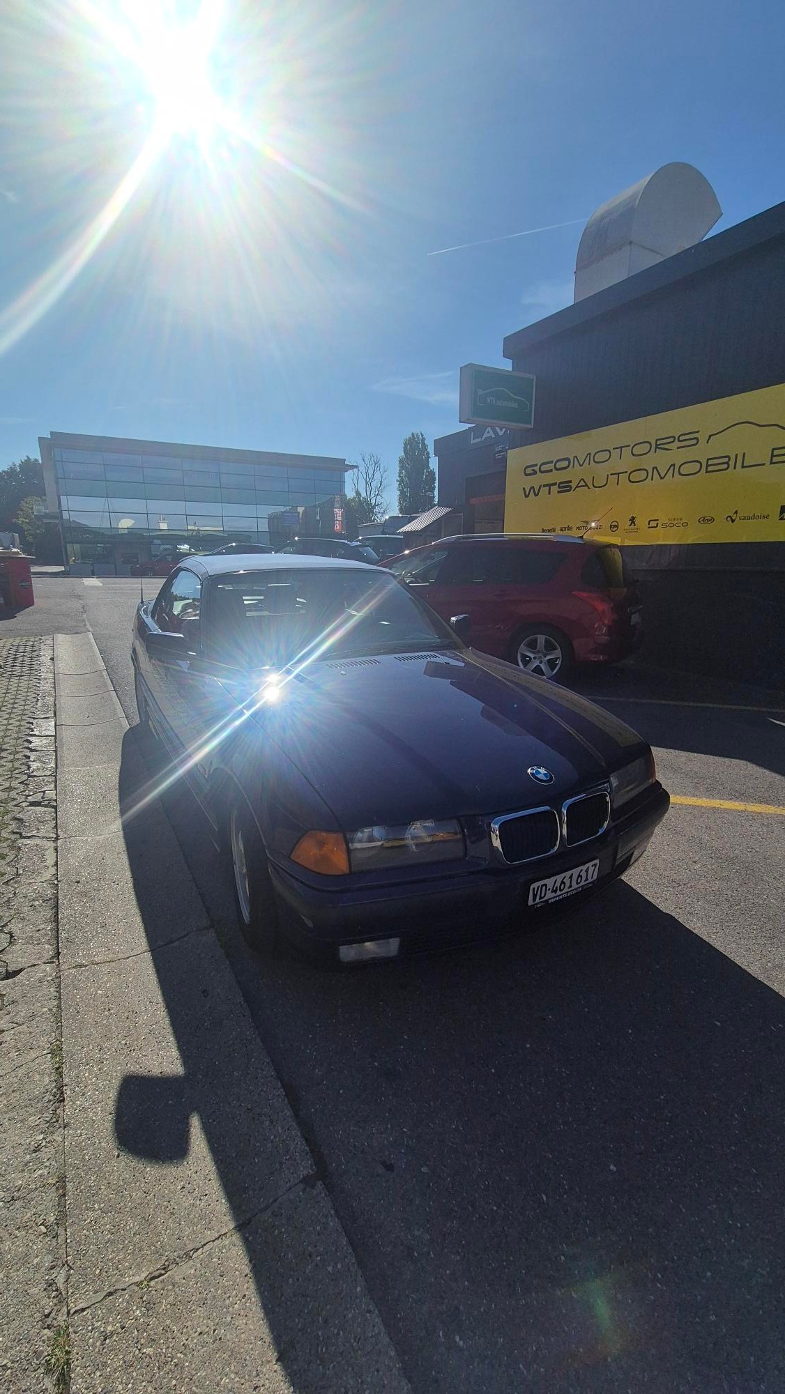 BMW 320-image-2