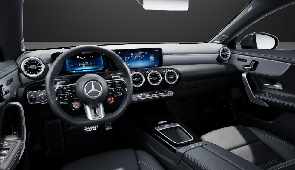 MERCEDES-BENZ CLA 35 AMG 4Matic 8G-DCT-image-7