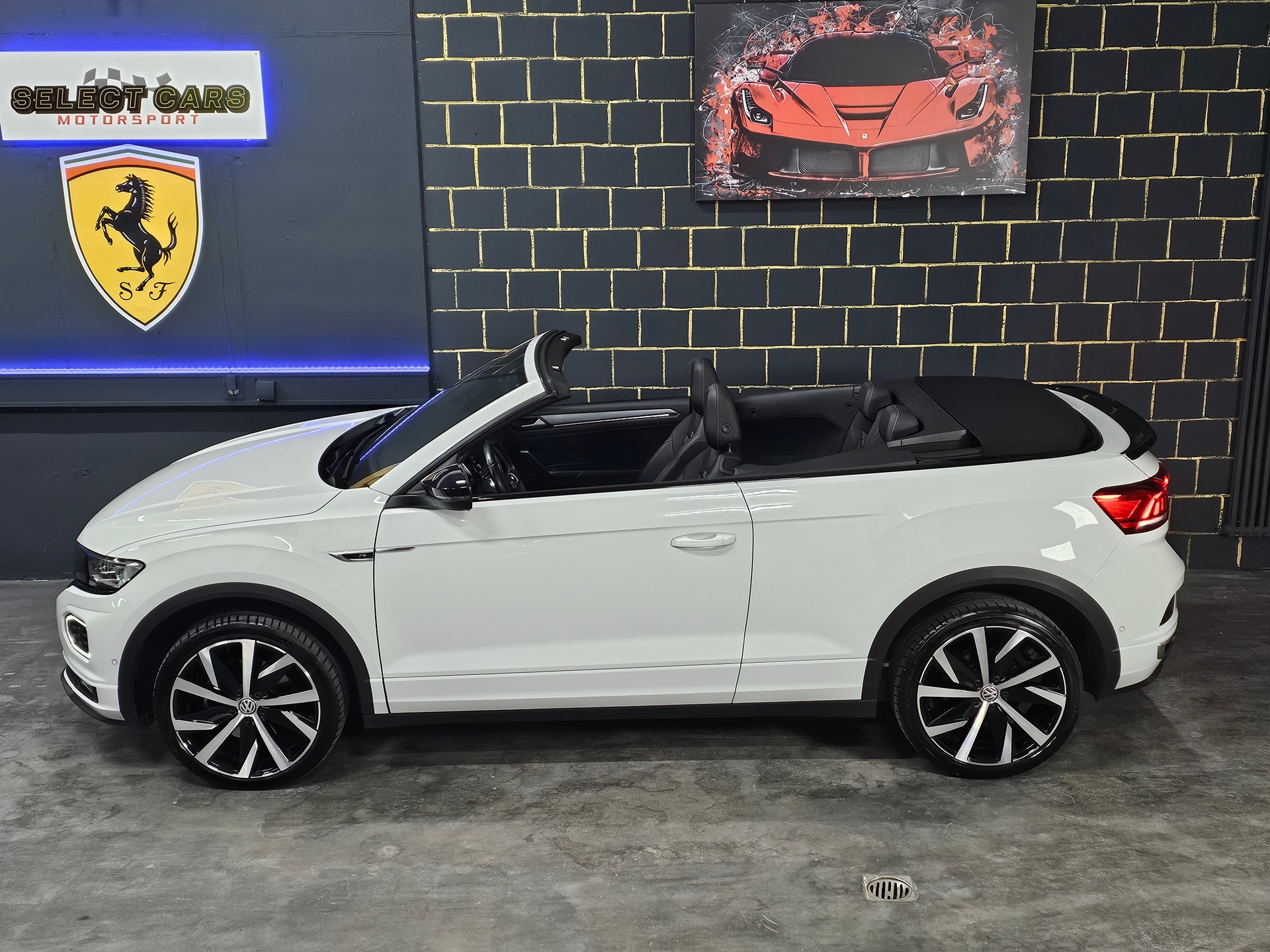 VW T-Roc Cabriolet 1.5 TSI EVO R-Line DSG-image-1