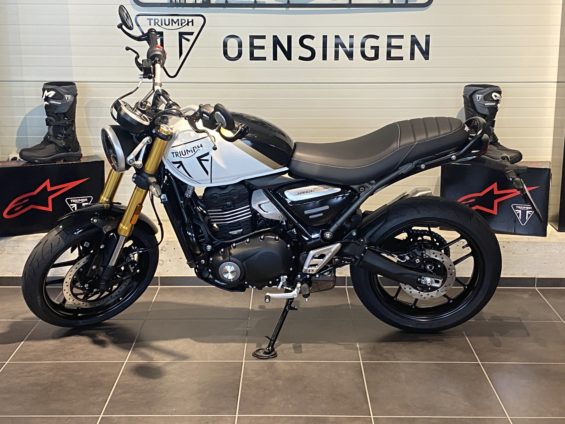 TRIUMPH Speed 400 (0.01 % Power Leasing - Gültig bis 30.09.2026)