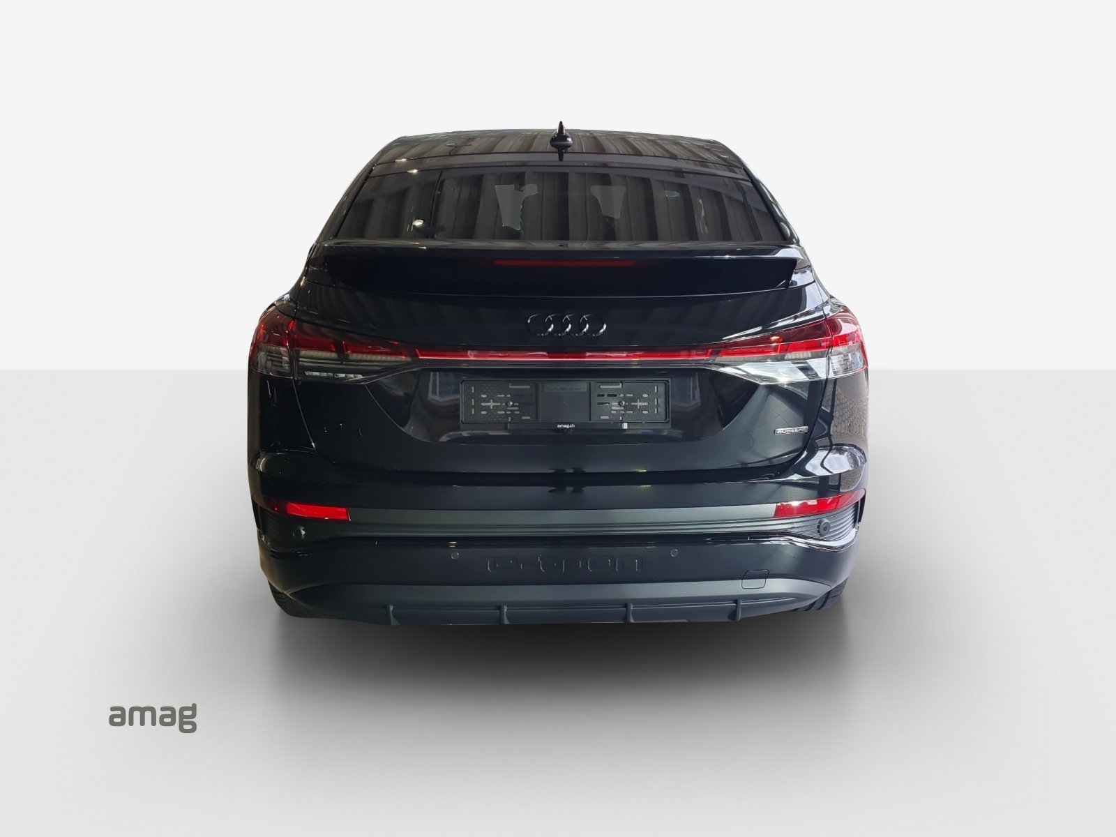 AUDI Q4 Sportback e-tron 45 Edition Swiss Ski quattro-image-3