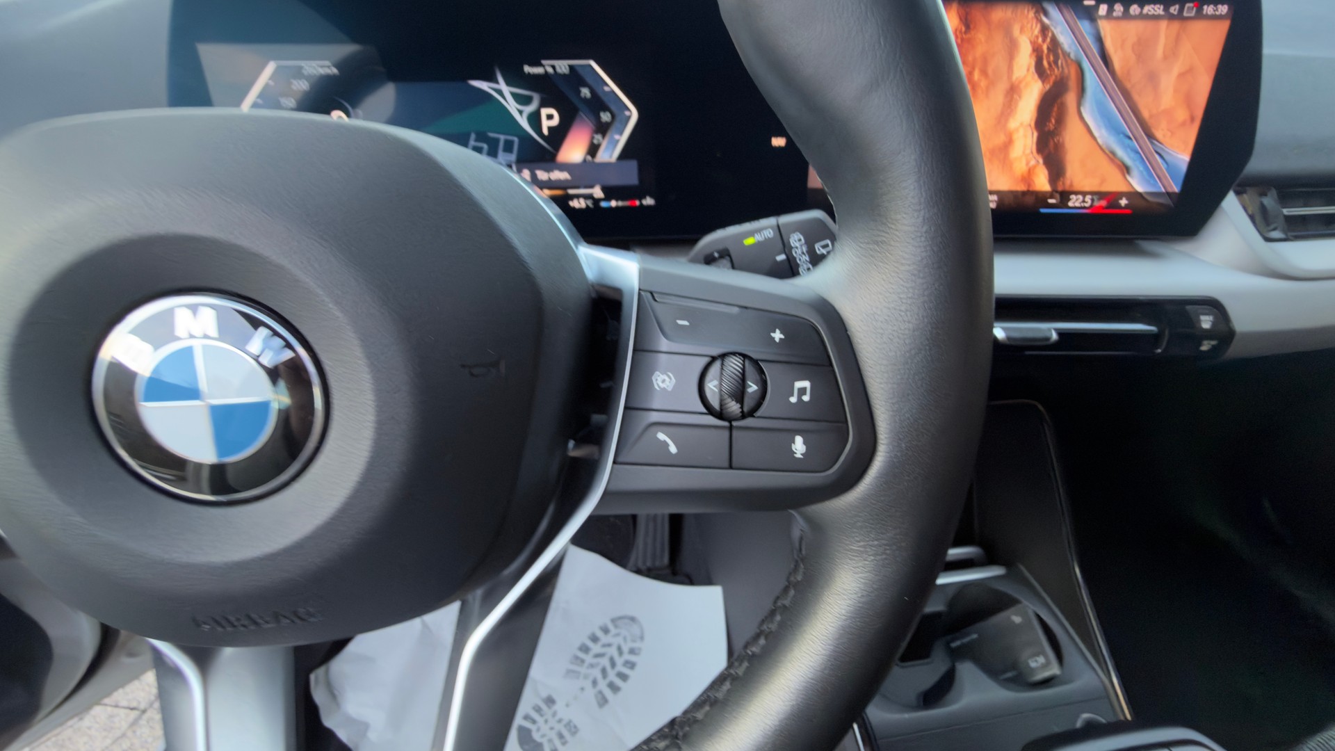 BMW X1 sDrive 18d-image-11