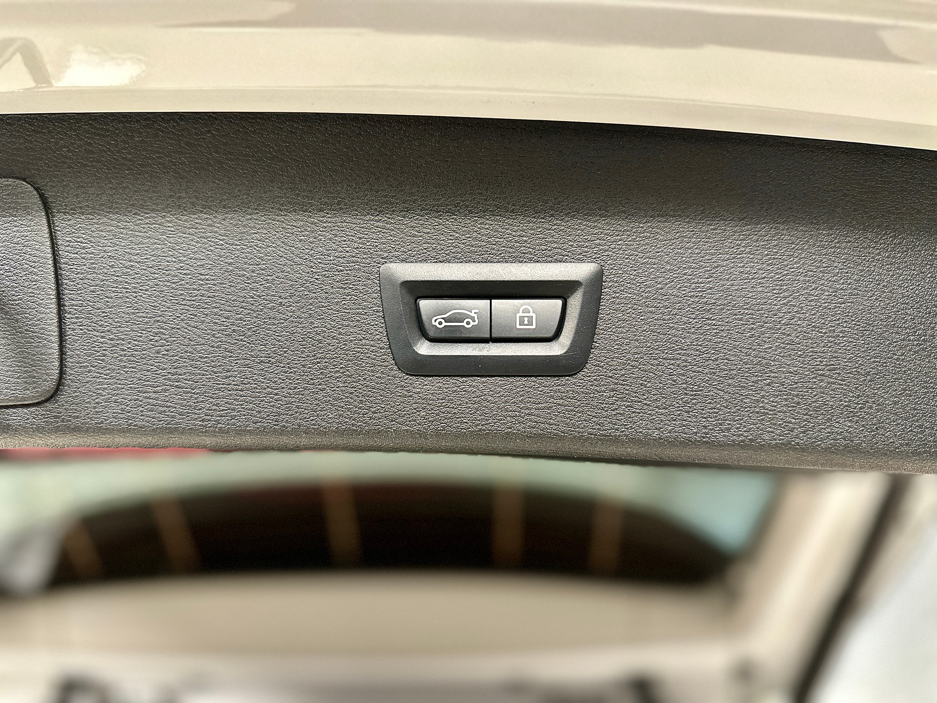 BMW X1 xDrive 20d Steptronic-image-21