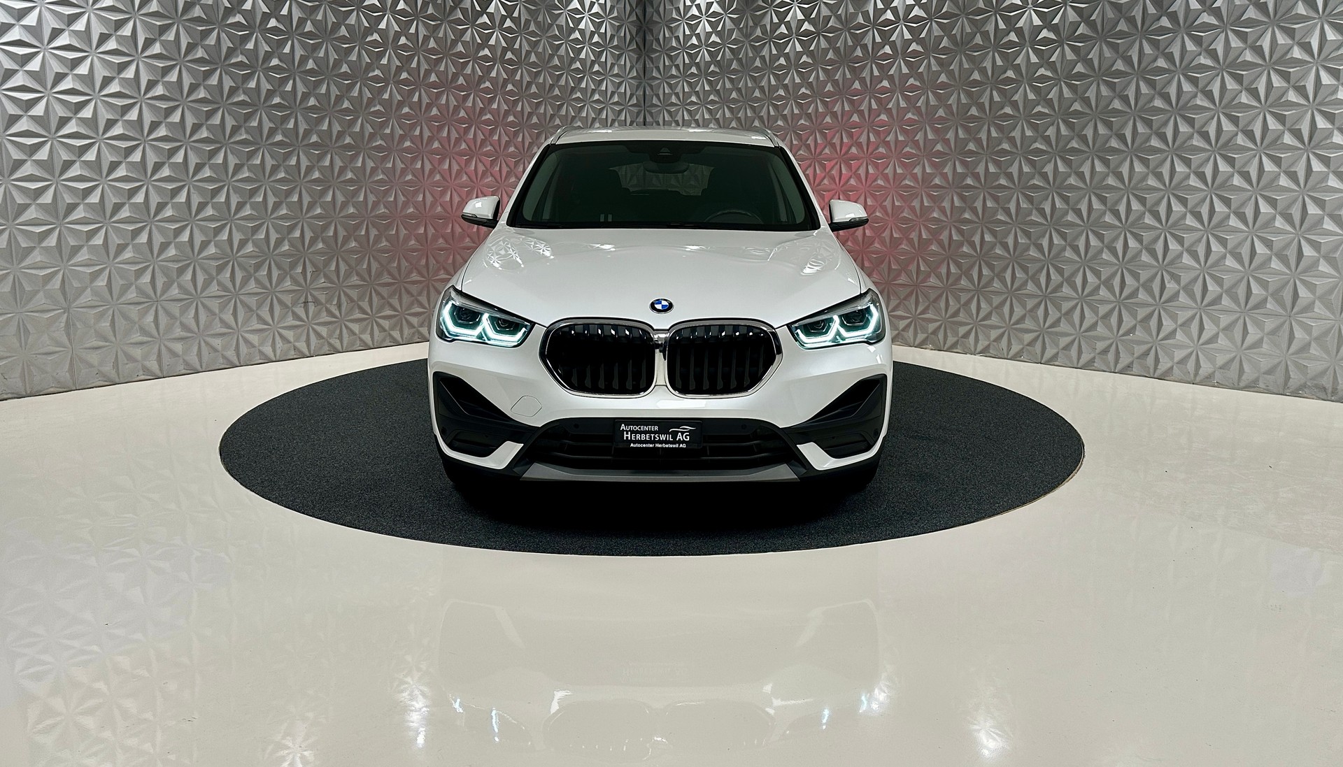 BMW X1 xDrive 20d Steptronic-image-1