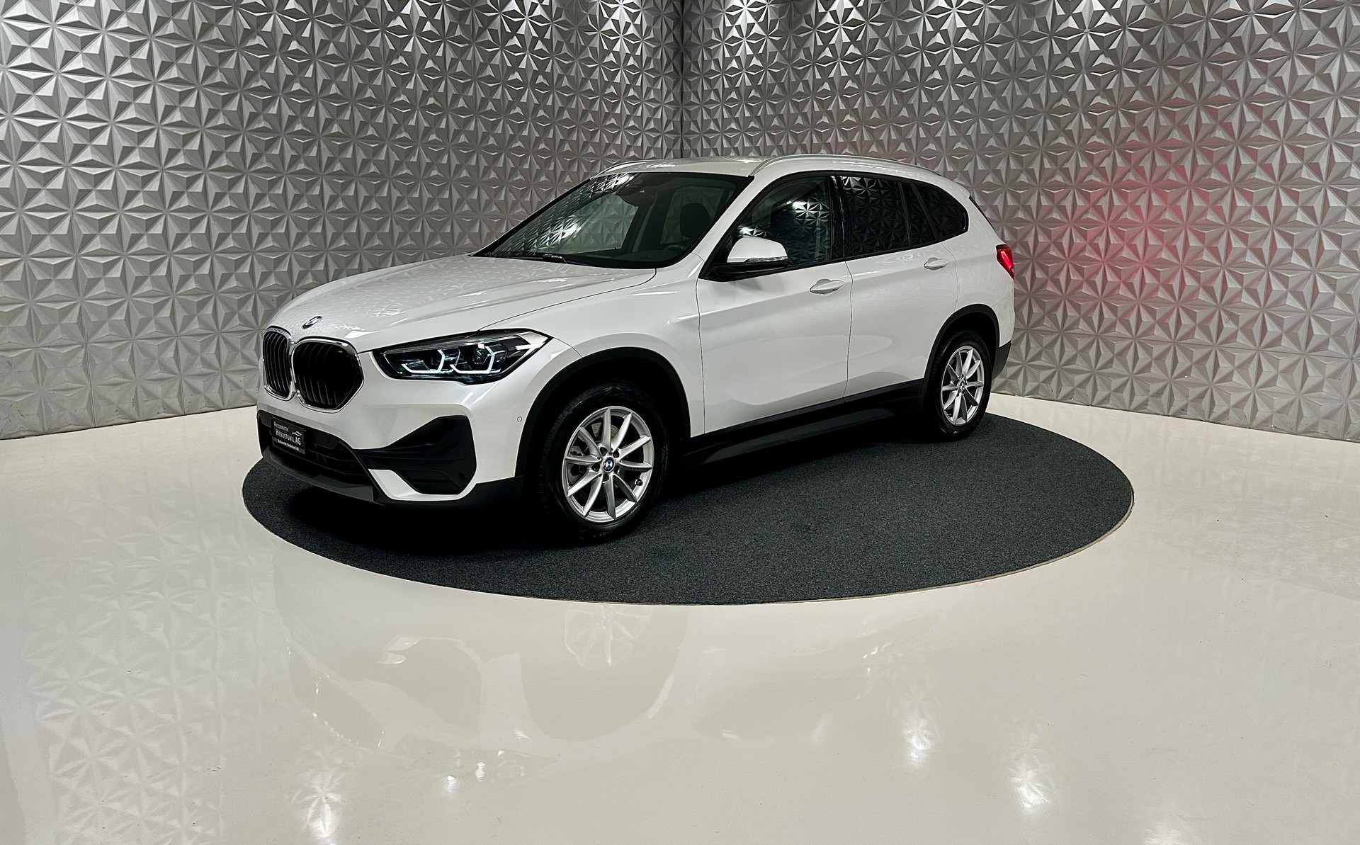 BMW X1 xDrive 20d Steptronic-image-0