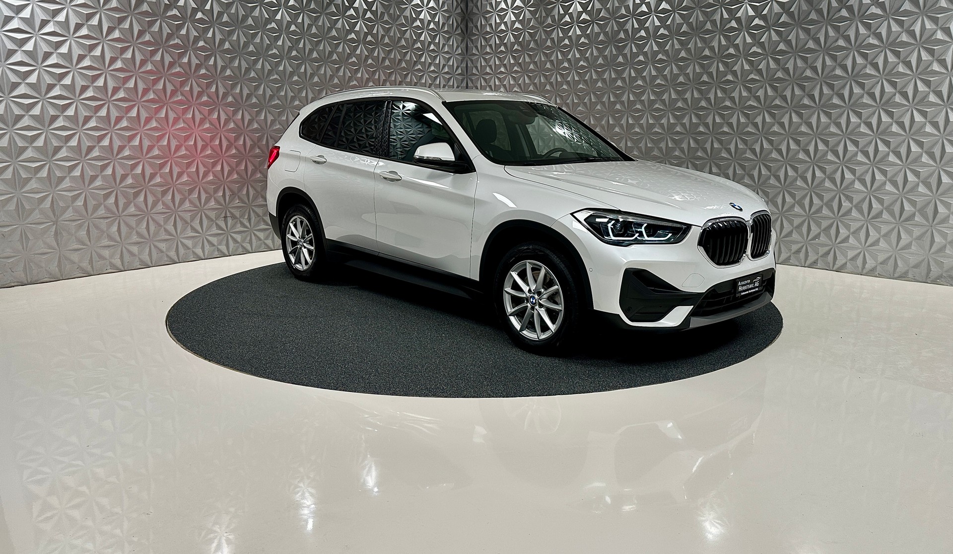 BMW X1 xDrive 20d Steptronic-image-2