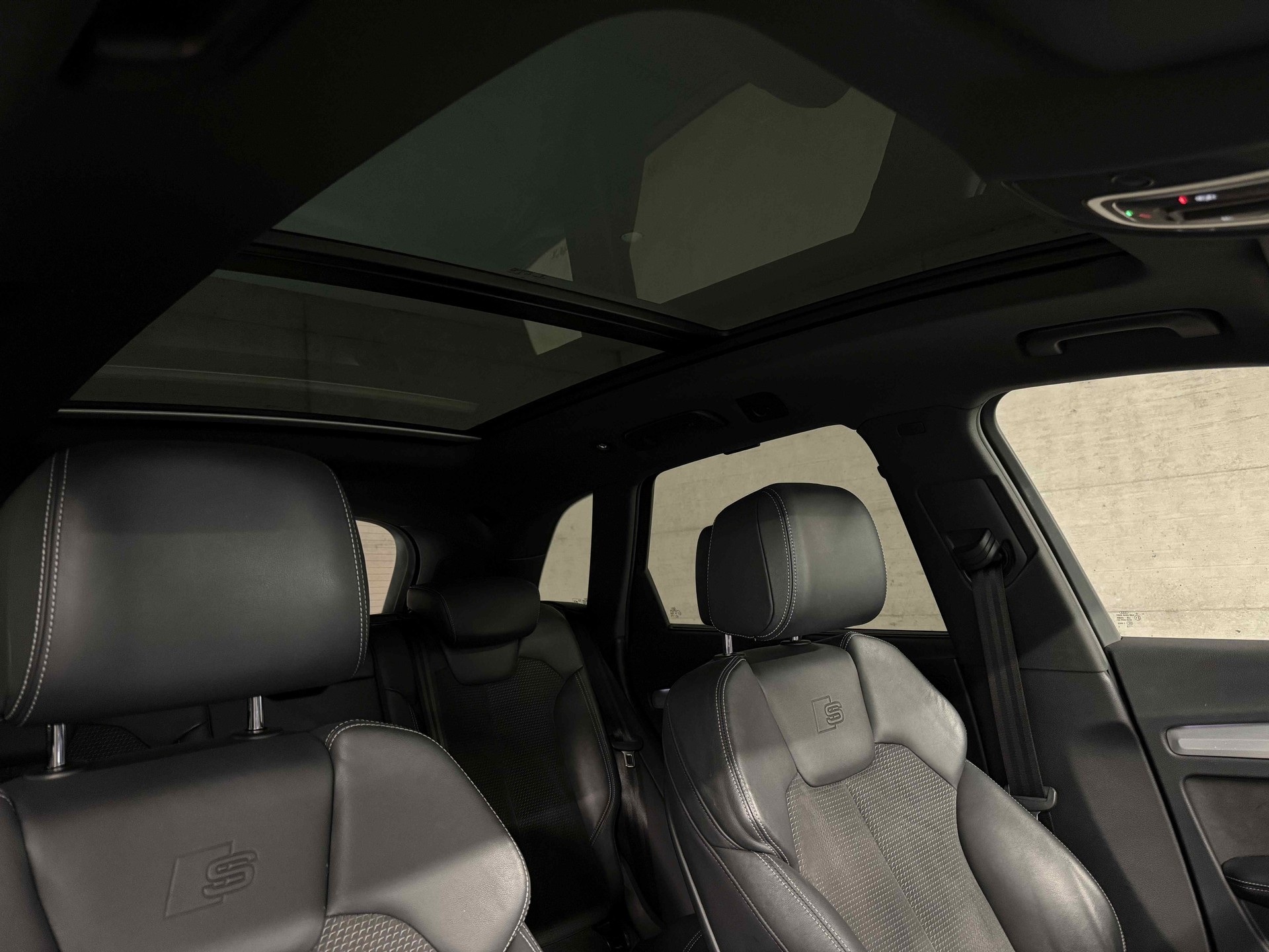 AUDI Q5 3.0 TDI sport quattro tiptronic-image-11