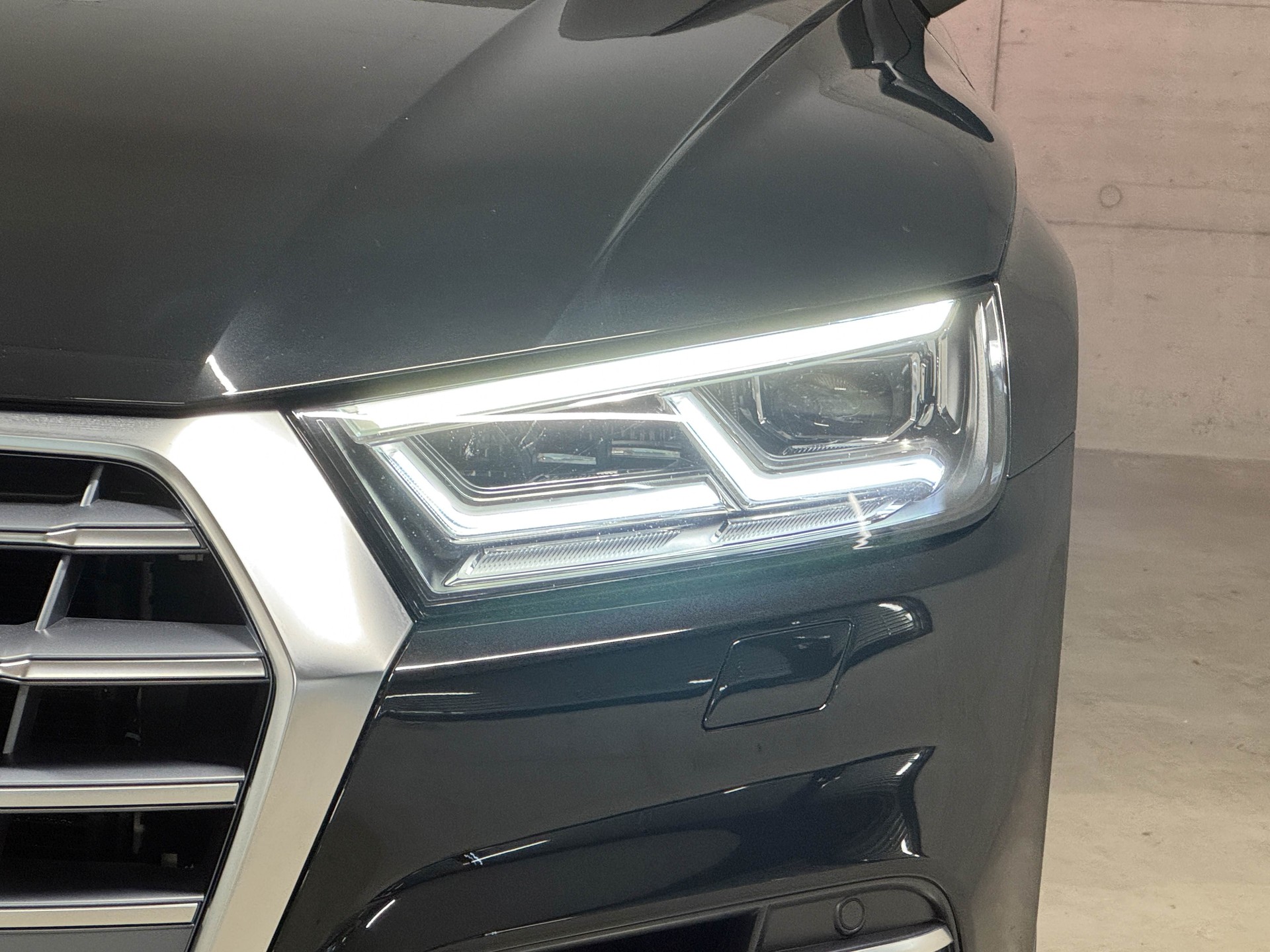 AUDI Q5 3.0 TDI sport quattro tiptronic-image-6