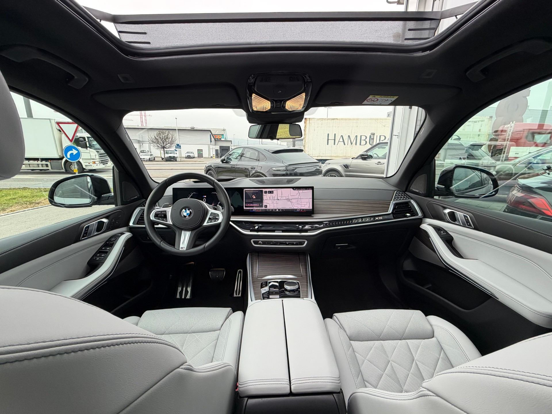 BMW X5 xDrive 48V 30d M Sport Pro Steptronic-image-17